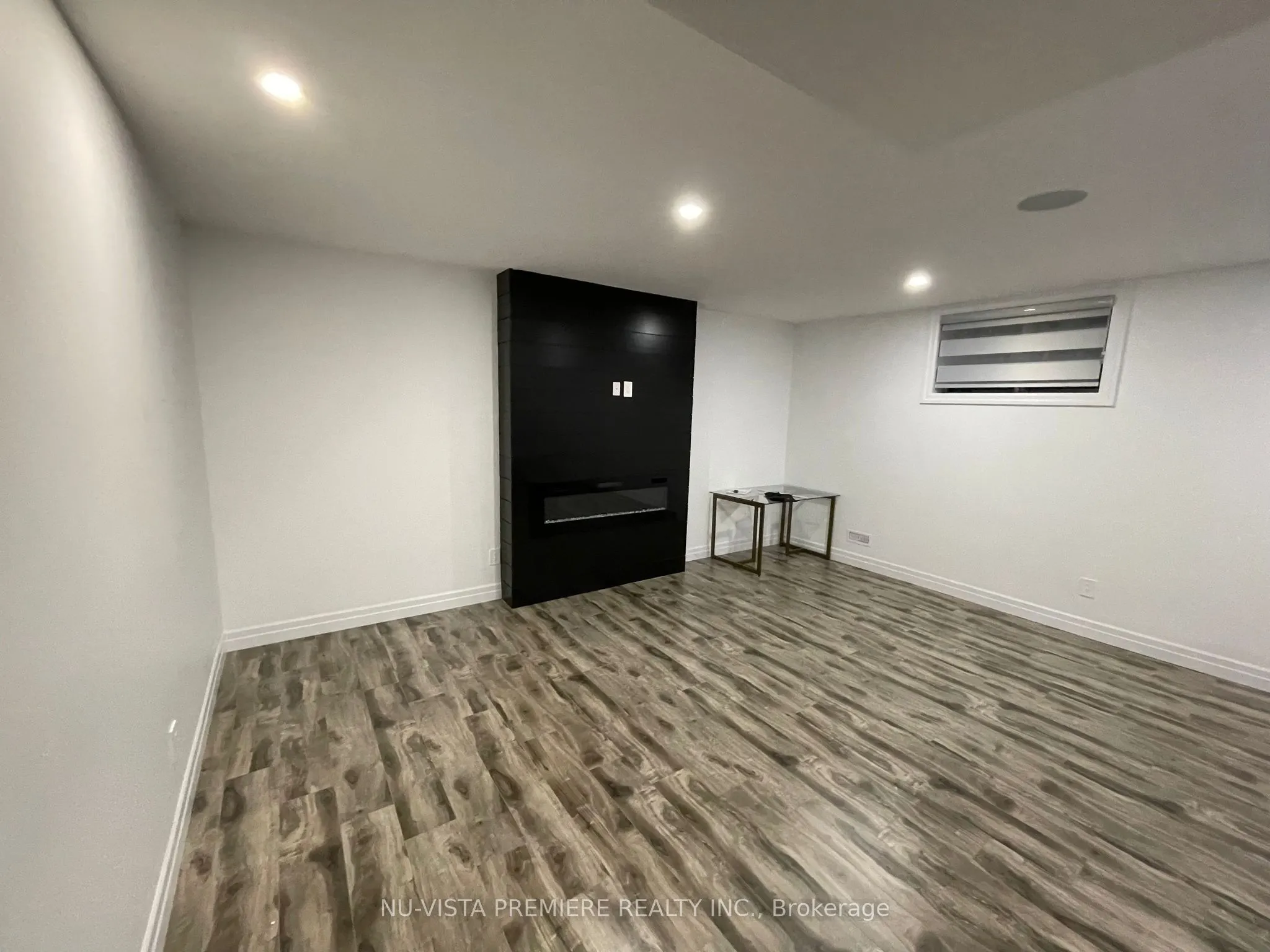 38 BROOKLAWN Drive