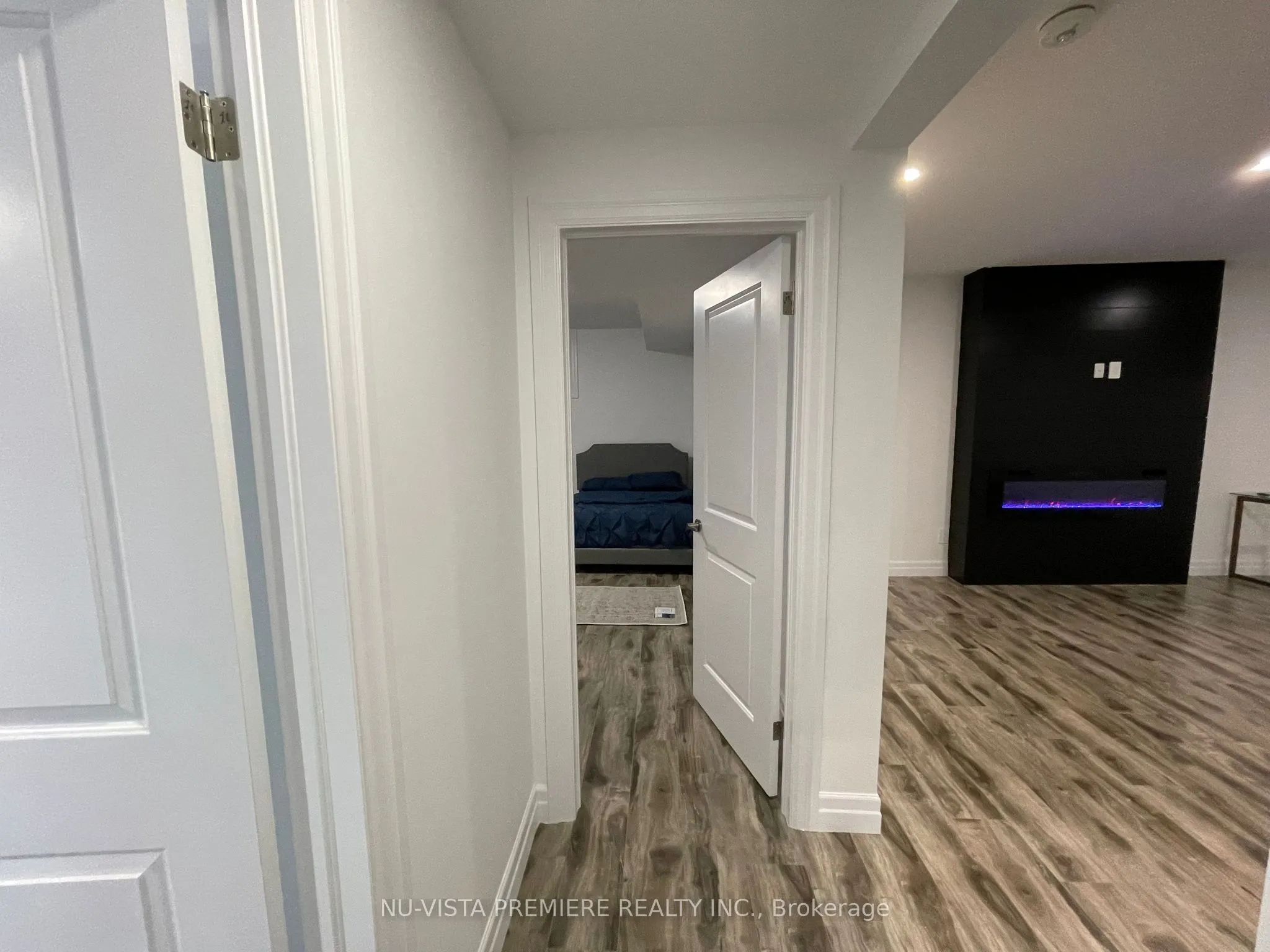 38 BROOKLAWN Drive