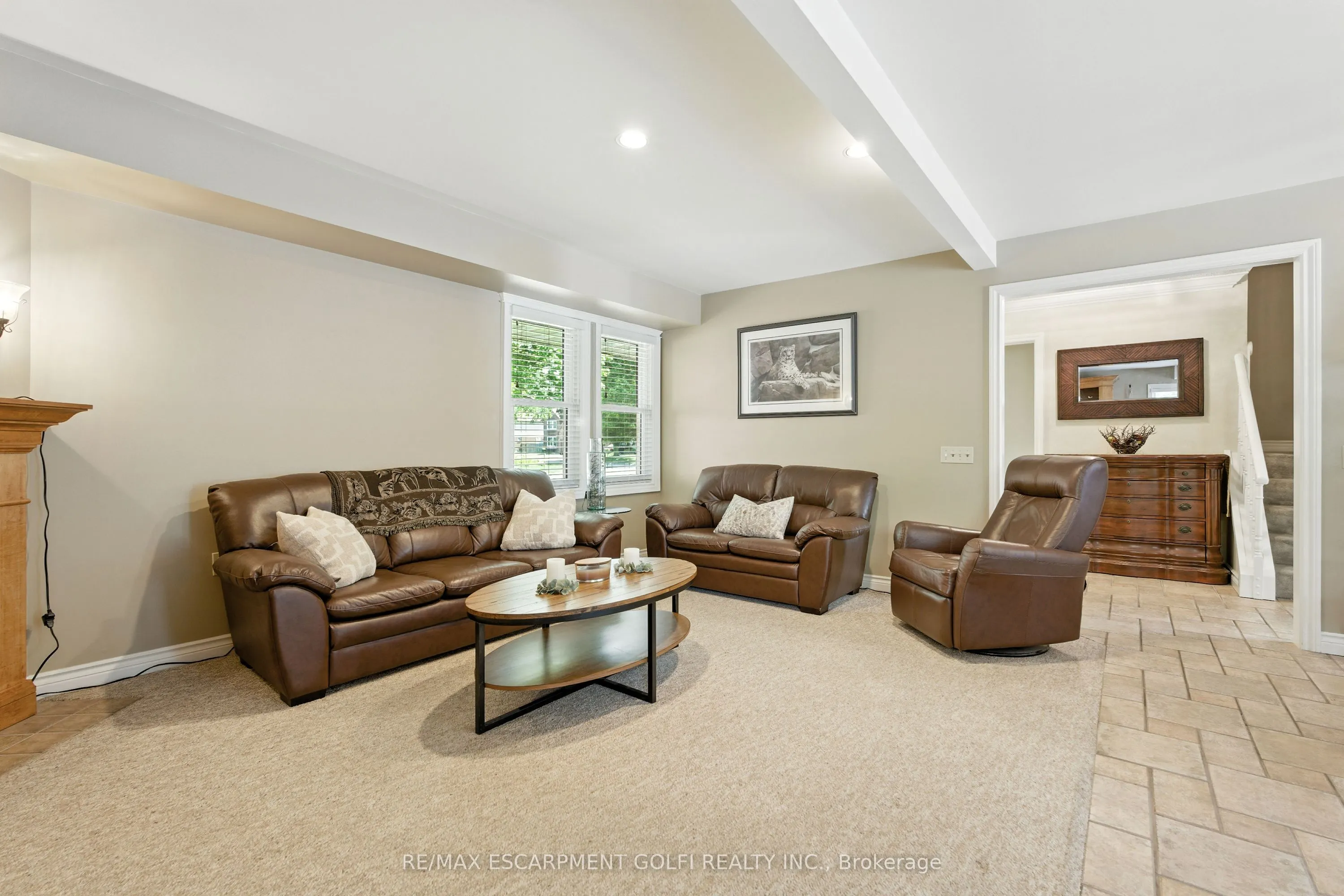 6 Lilac Court
