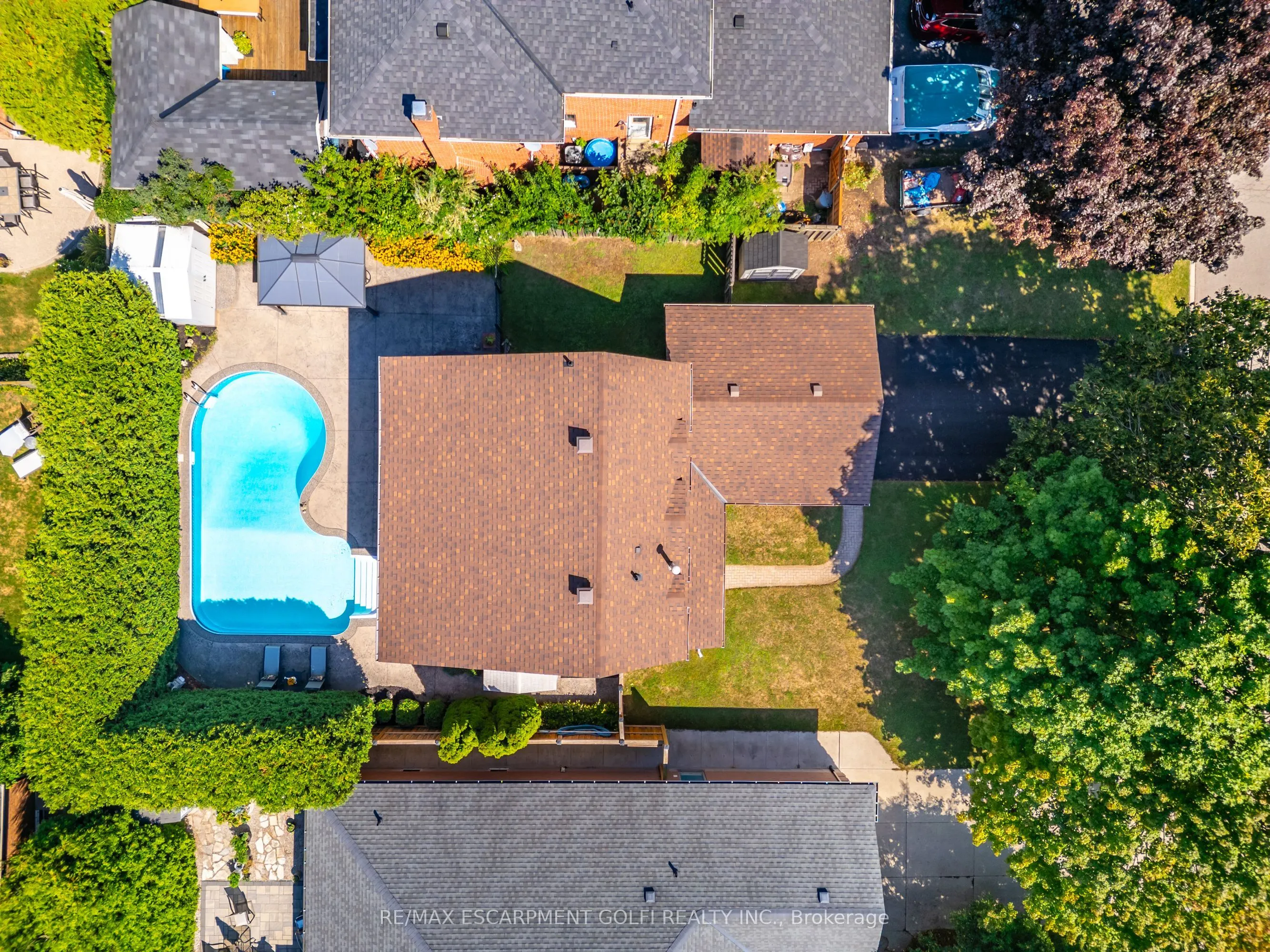 6 Lilac Court
