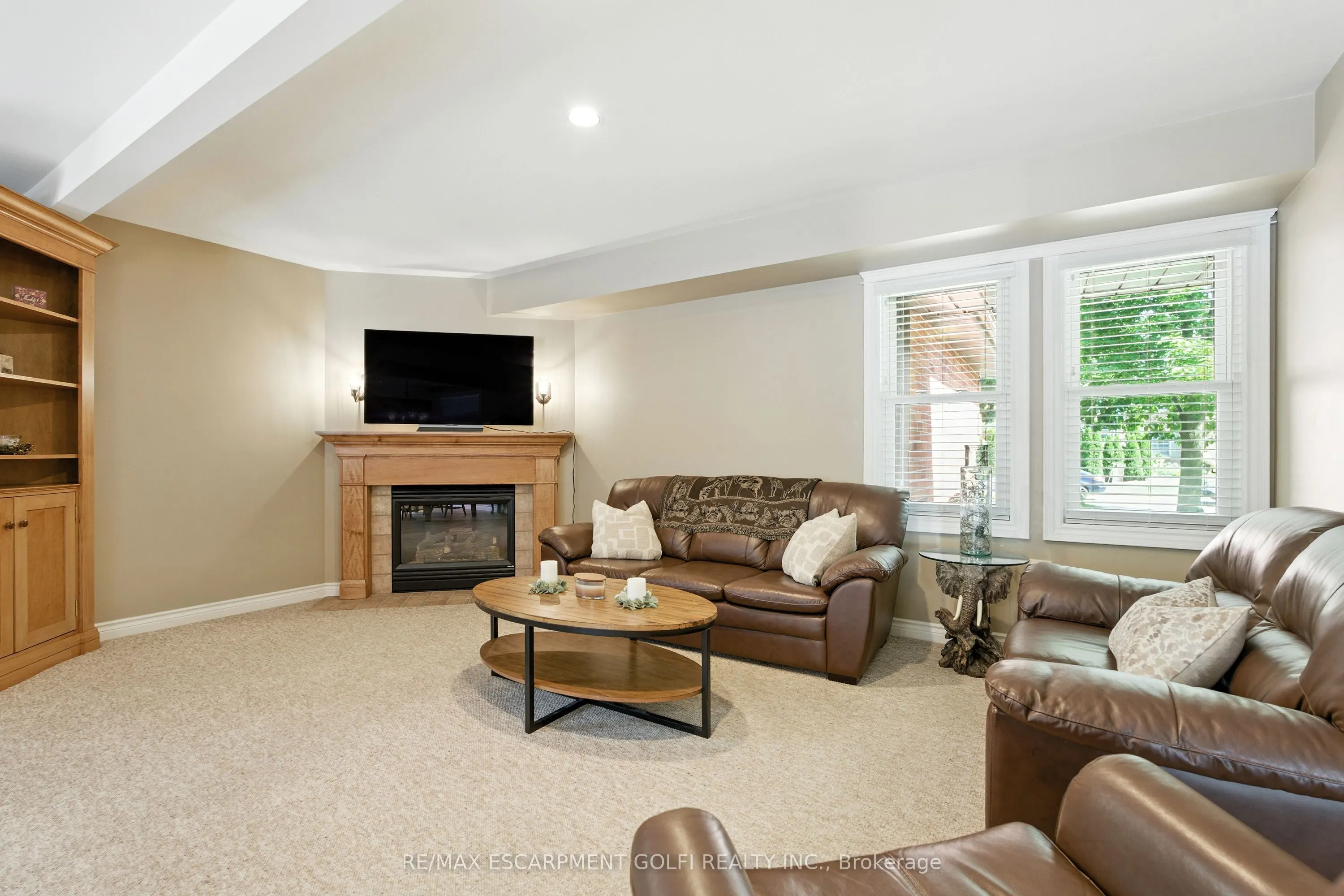 6 Lilac Court