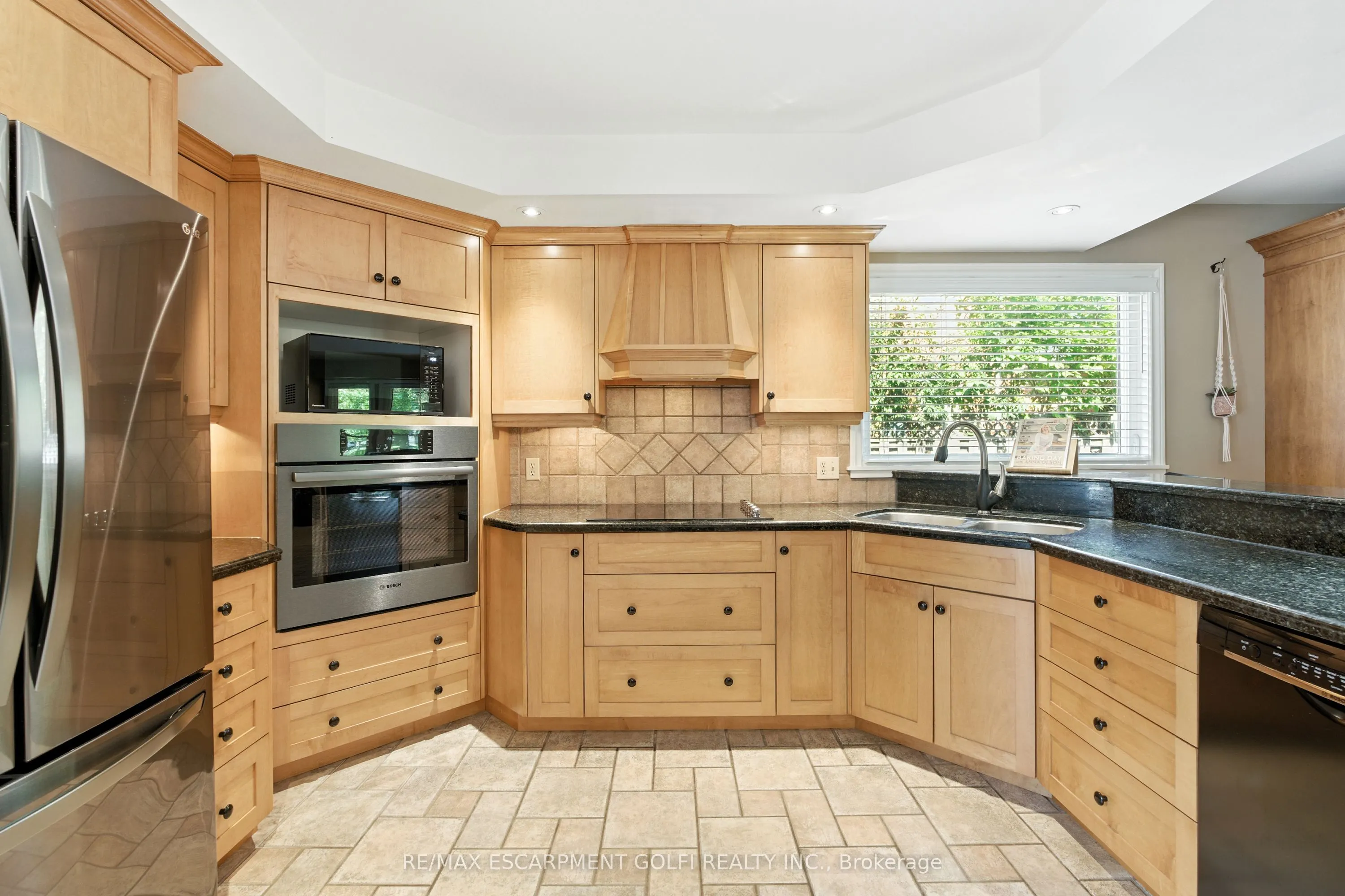 6 Lilac Court