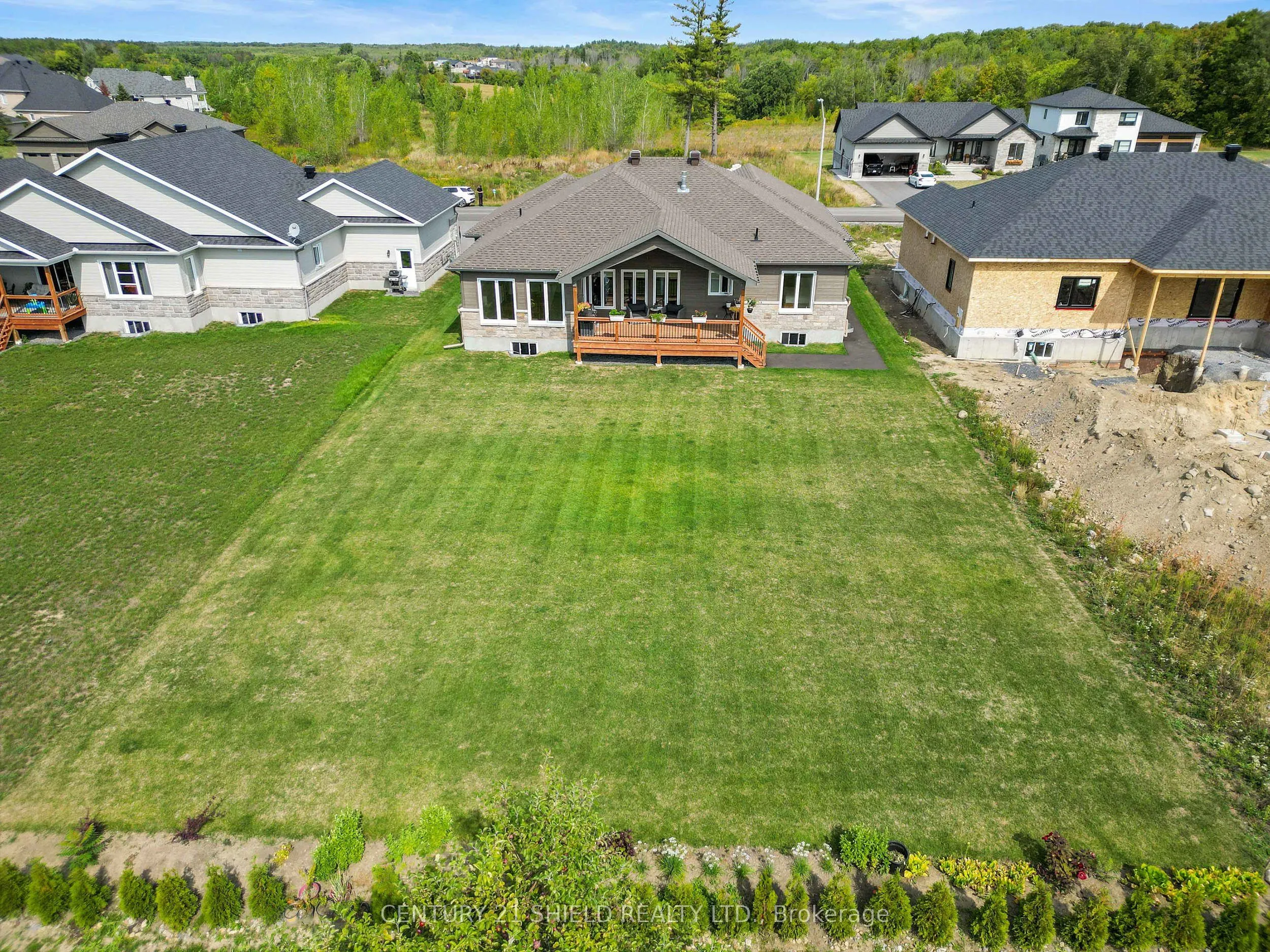 29 Whitetail Avenue