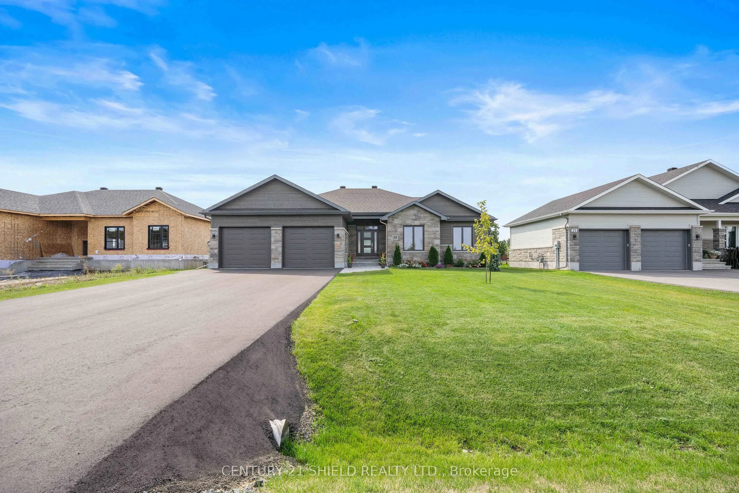 29 Whitetail Avenue