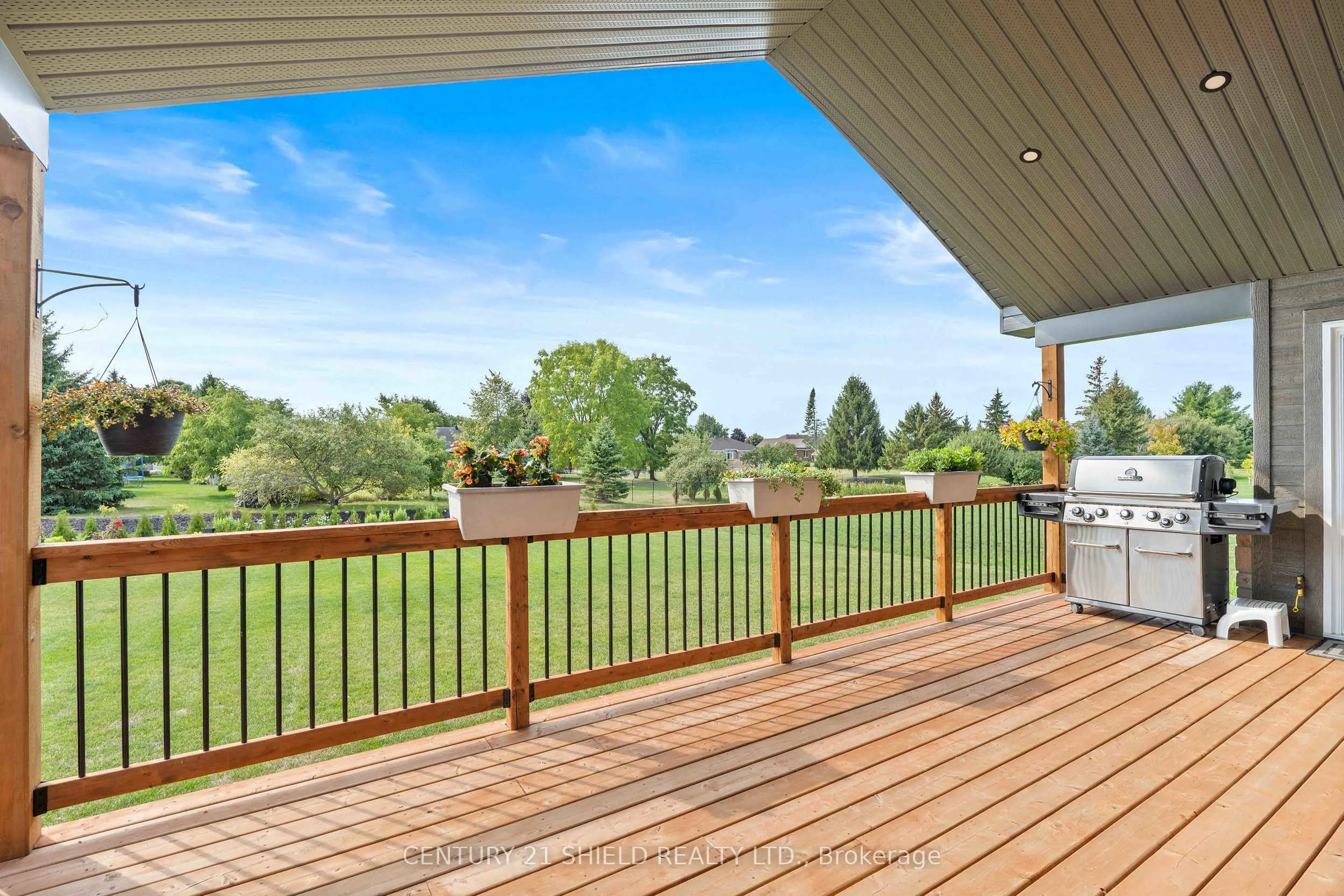 29 Whitetail Avenue