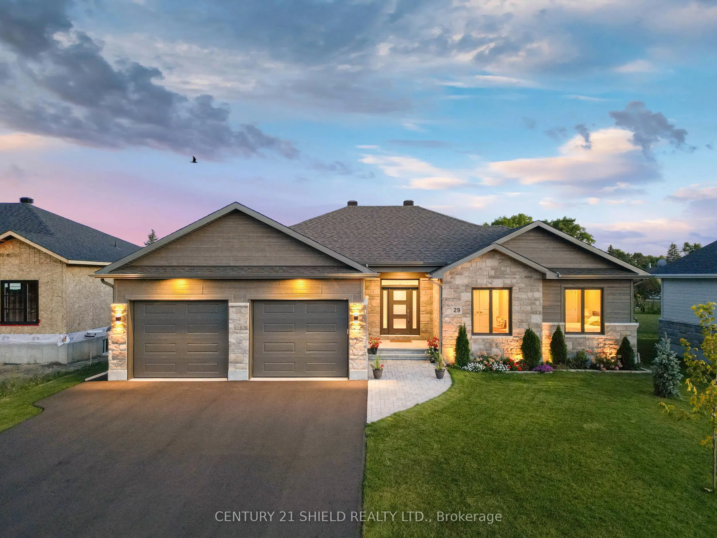 29 Whitetail Avenue