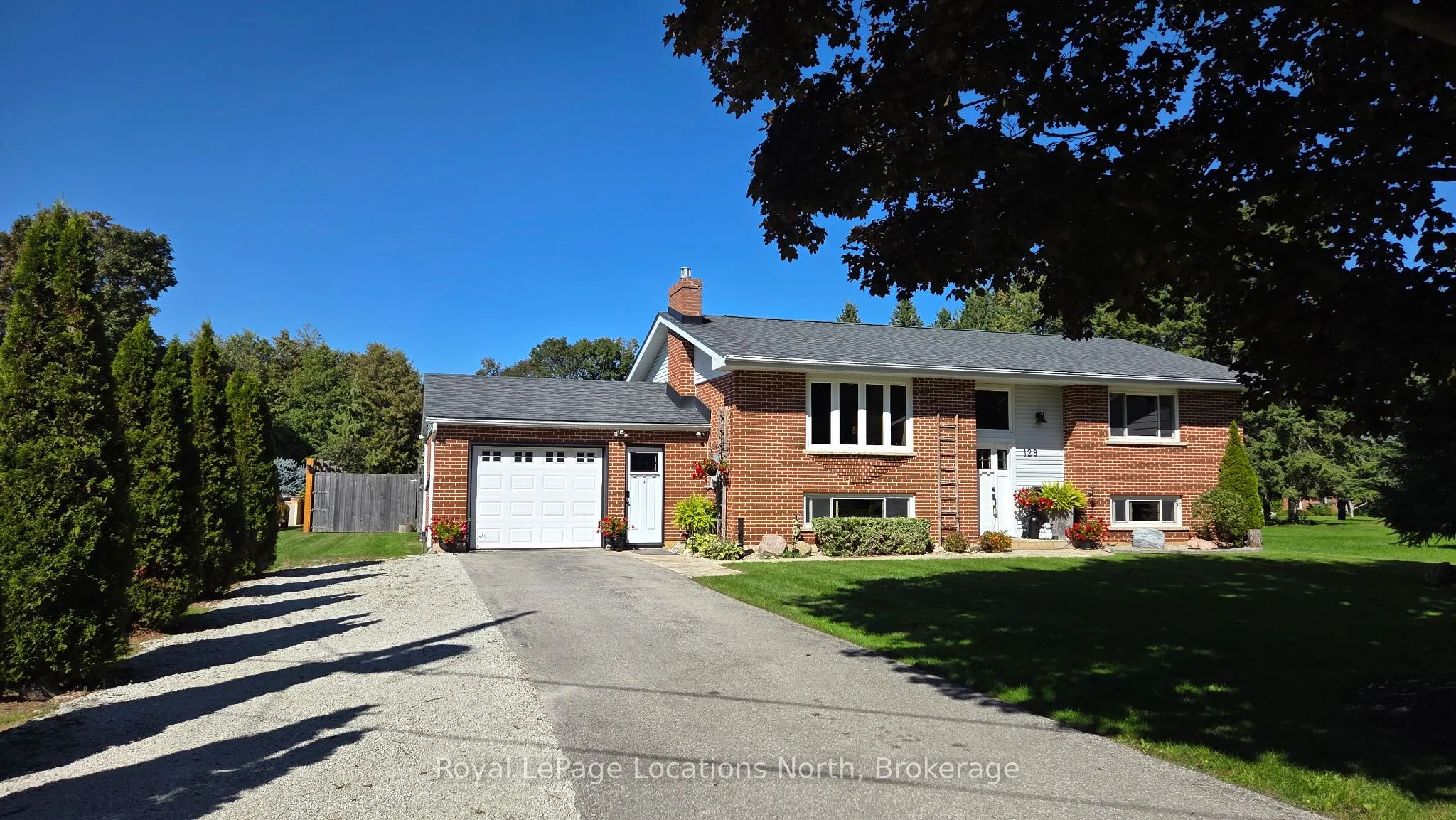 128 Montgomery Street