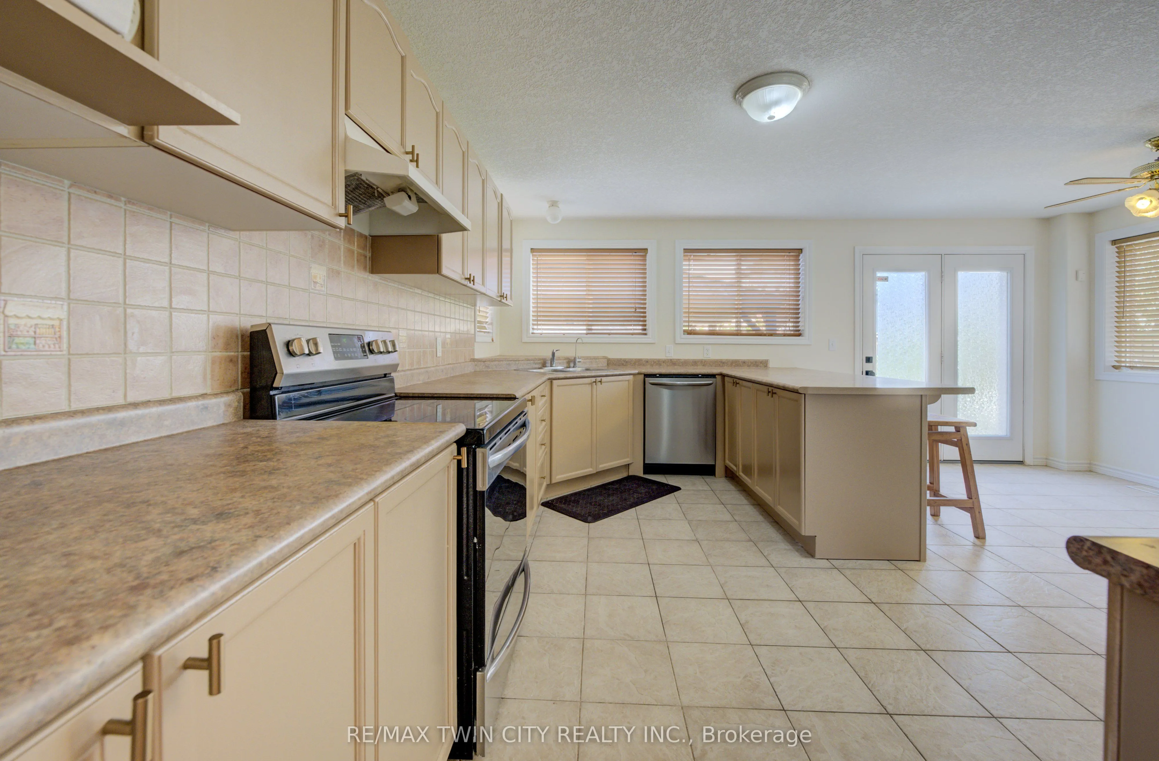 216 Mcnichol Drive