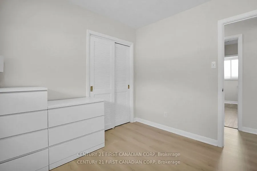10 Frontenac Road