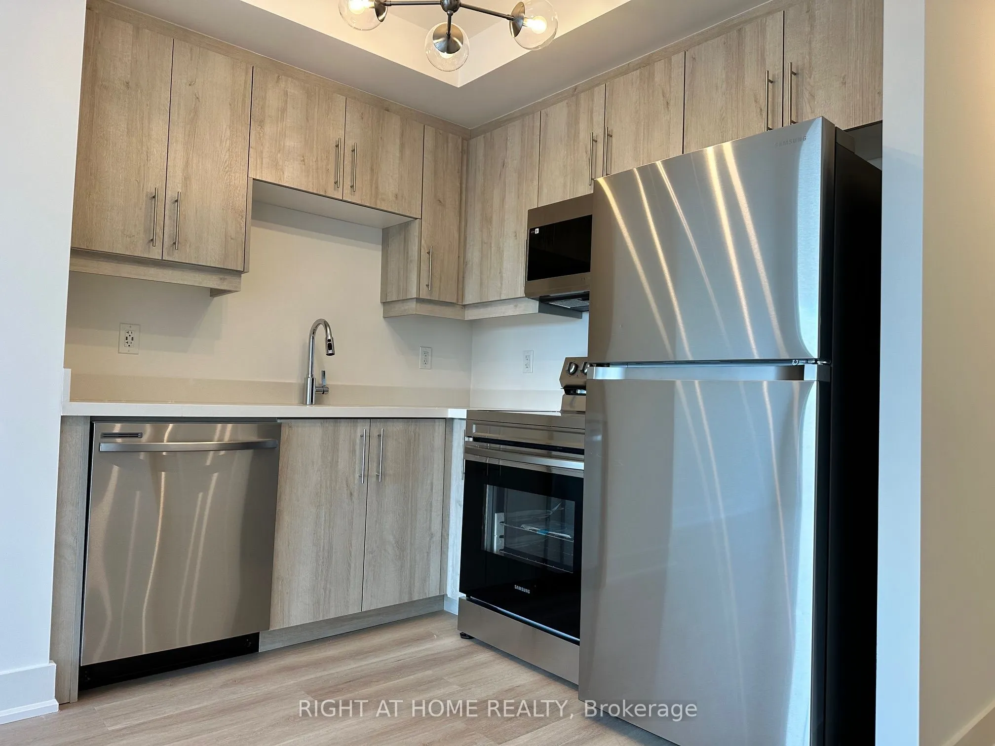 575 Conklin Road, #1027