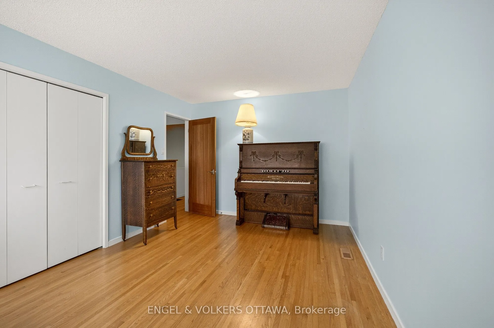 29 Milne Crescent
