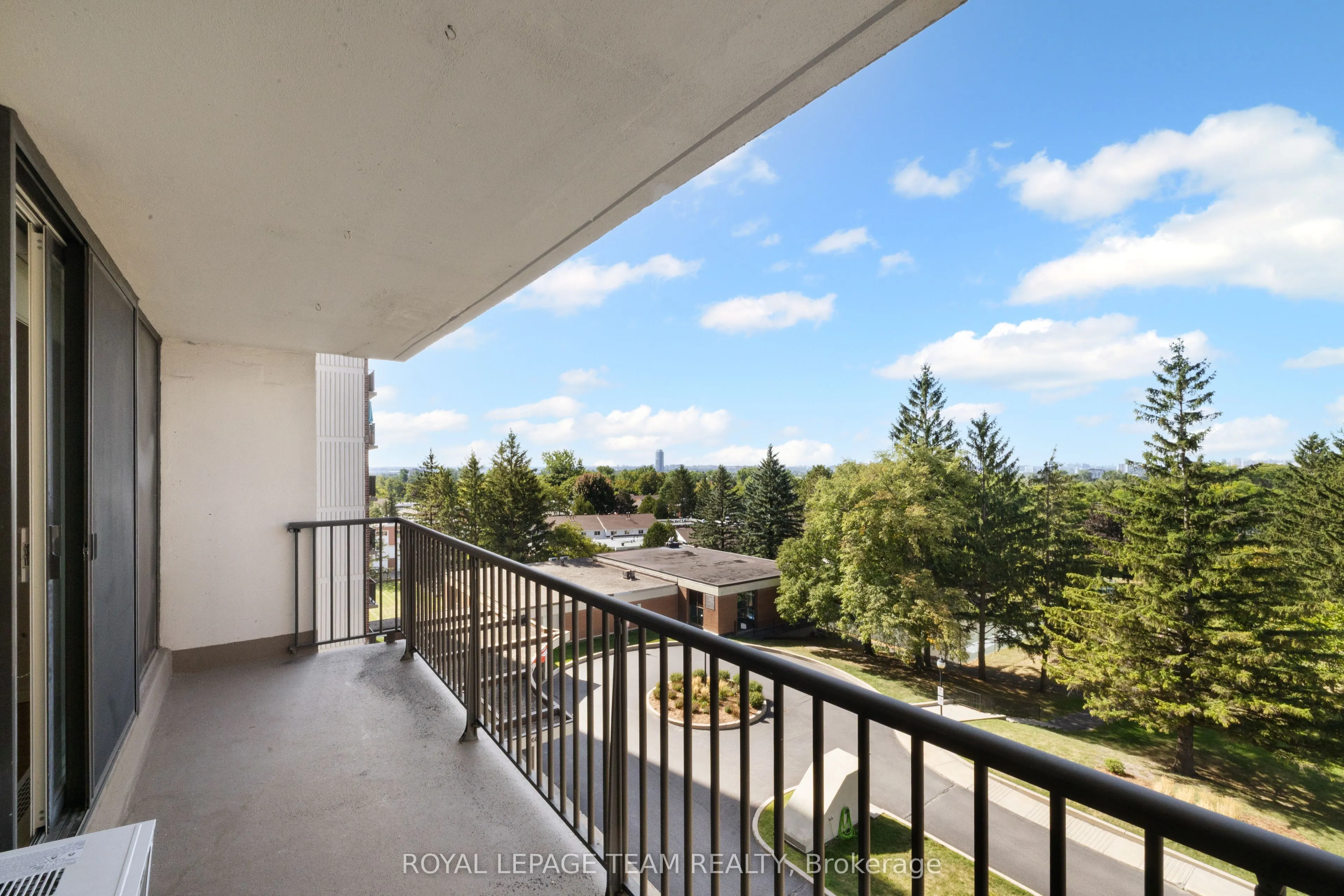 665 Bathgate Drive, #603