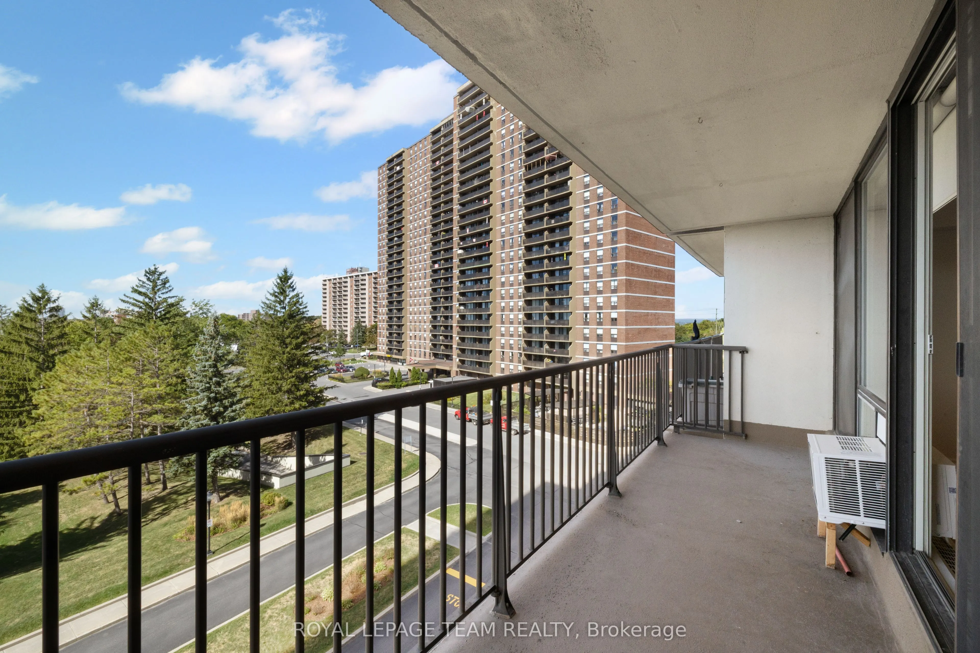 665 Bathgate Drive, #603