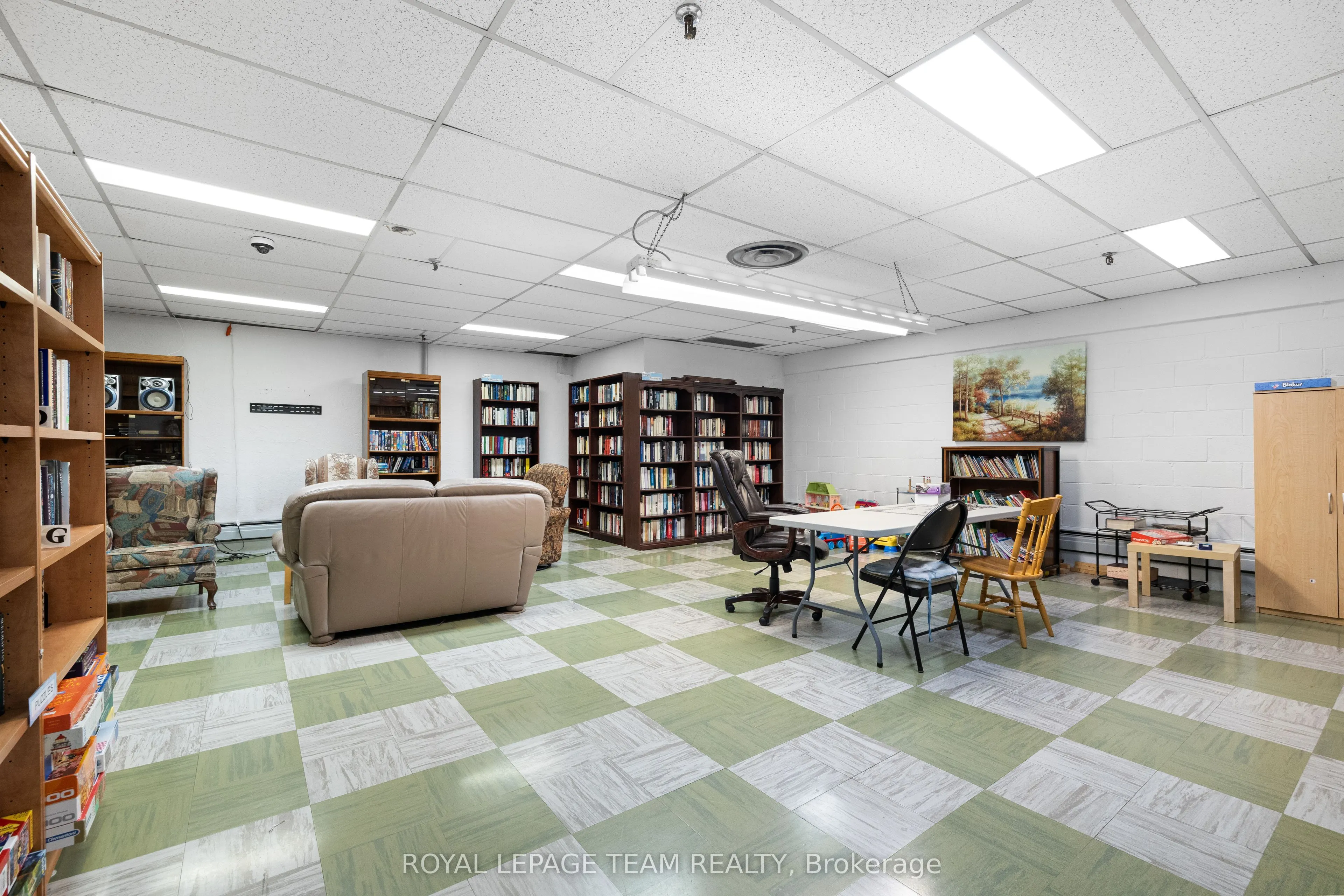 665 Bathgate Drive, #603