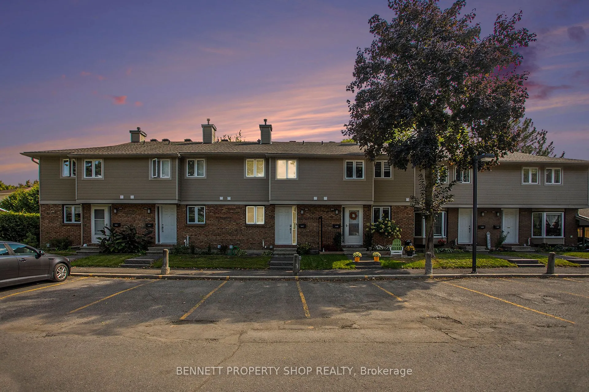 1642 Du Sommet Place, #77