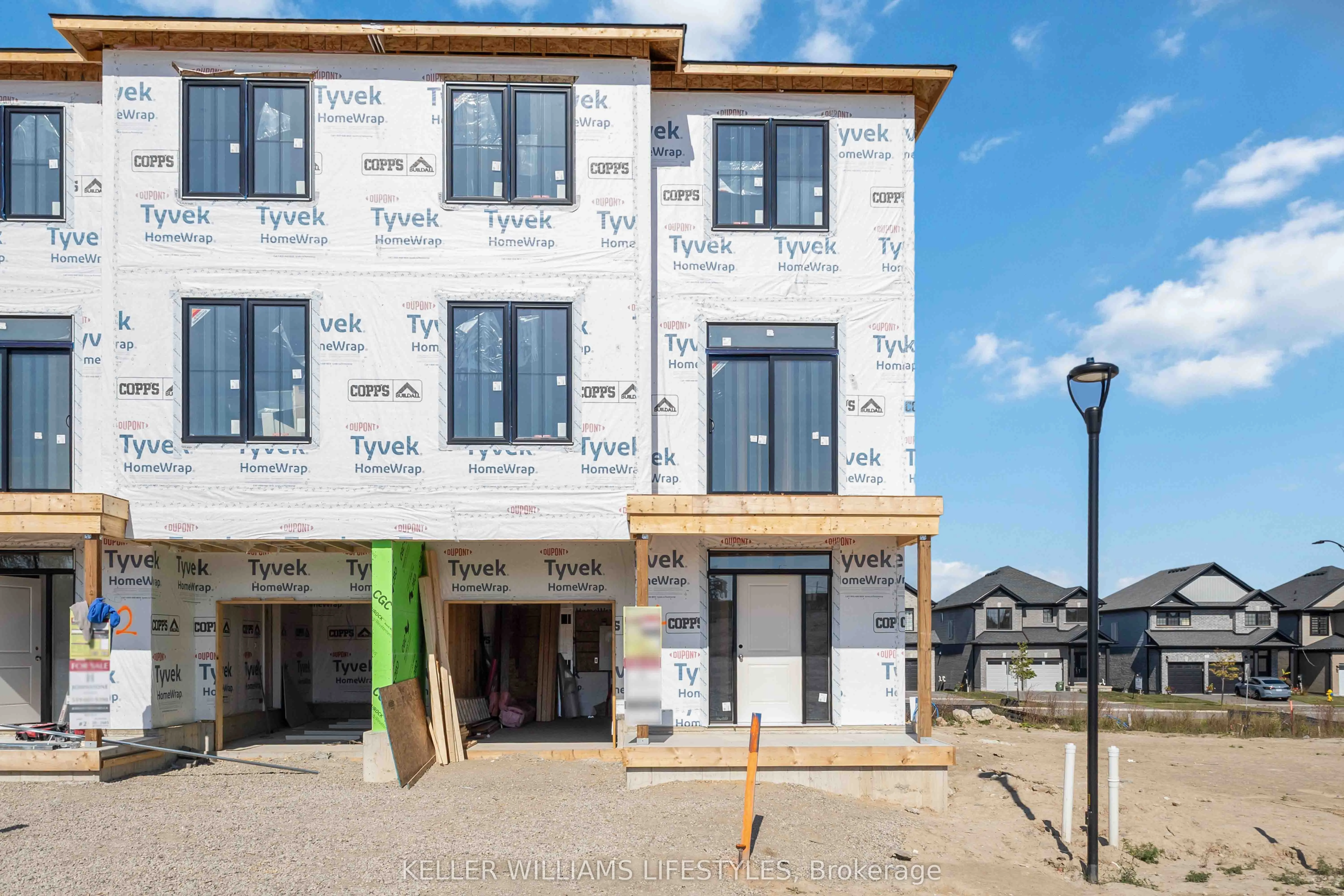 2578 Sheffield Boulevard, #3