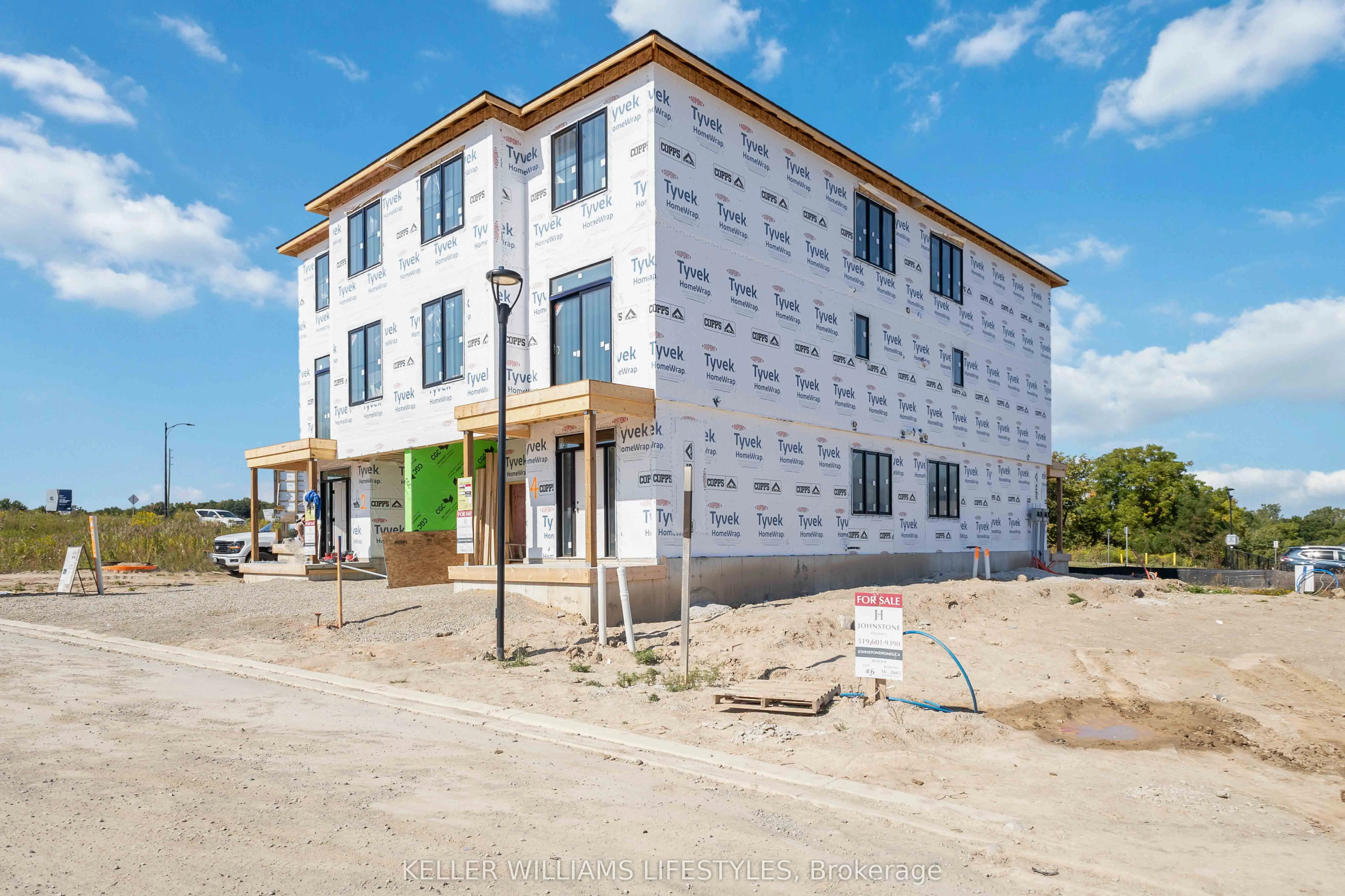 2578 Sheffield Boulevard, #3