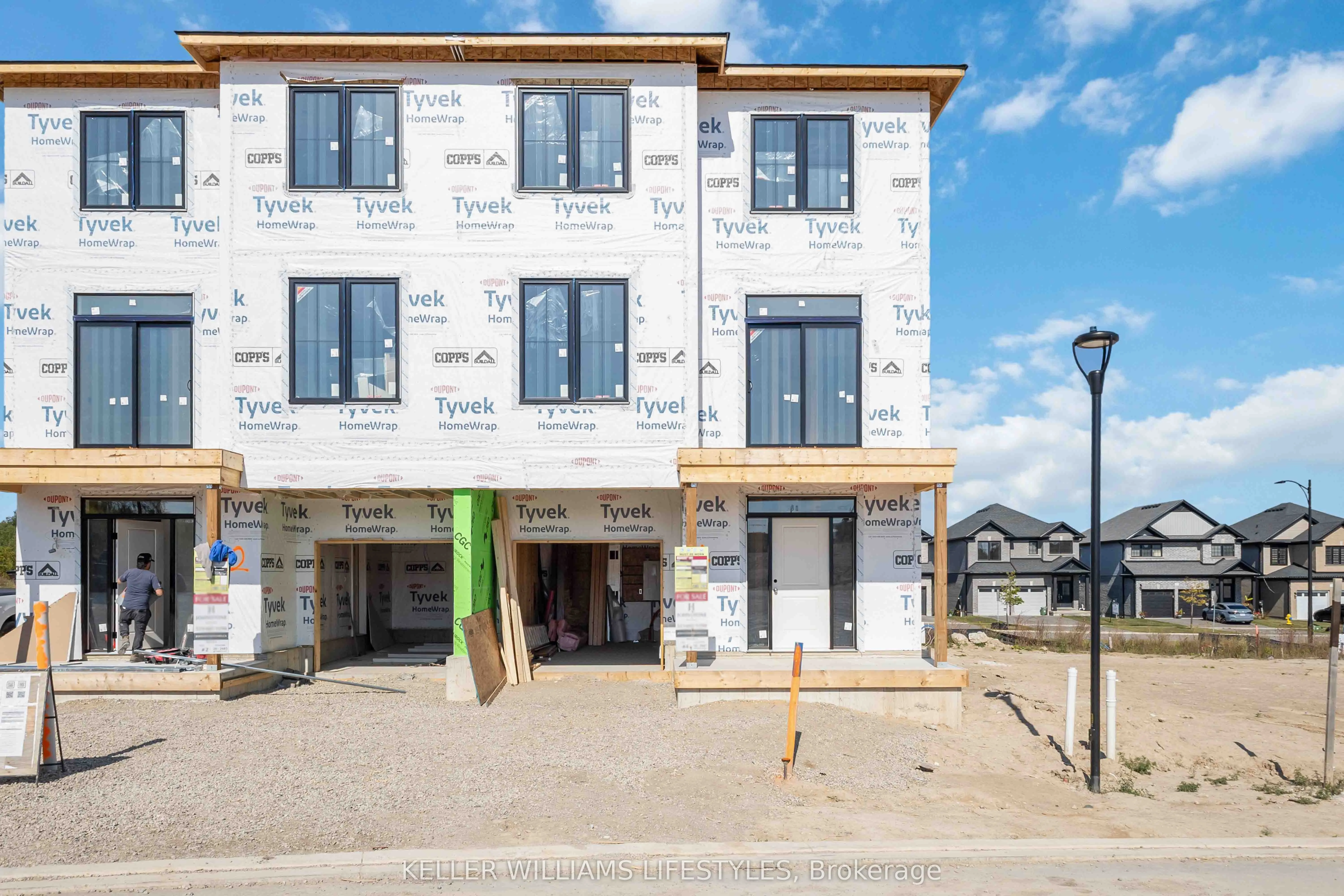 2578 Sheffield Boulevard, #3