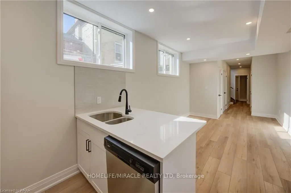 160 Weber Street W, #2-Lower