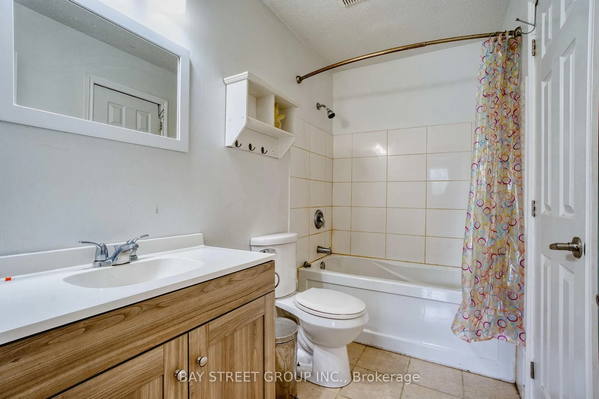 1 RANCHWOOD Crescent