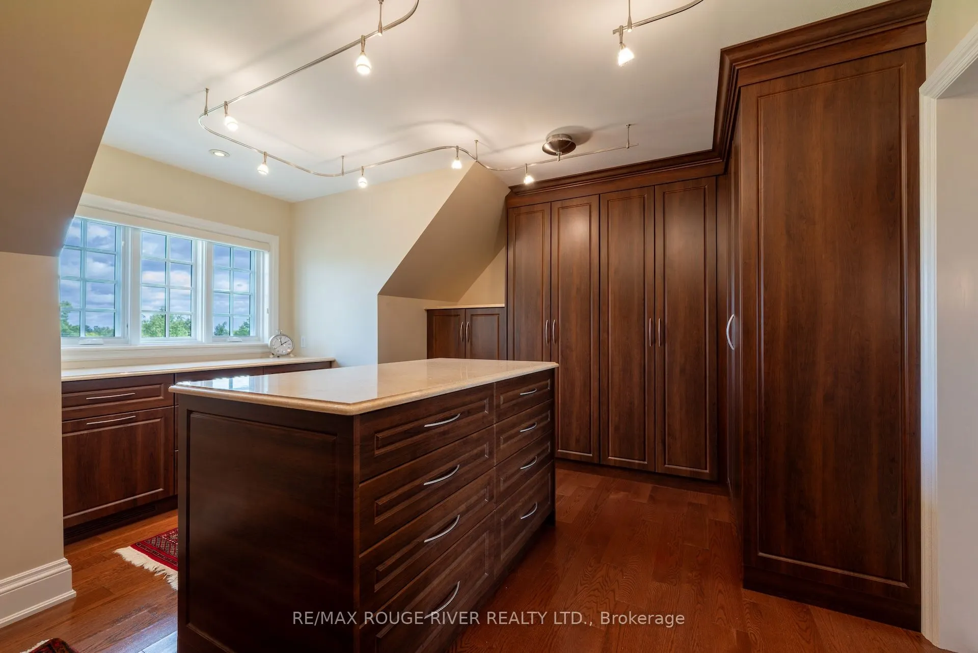 3622 Alnwick Hills Road