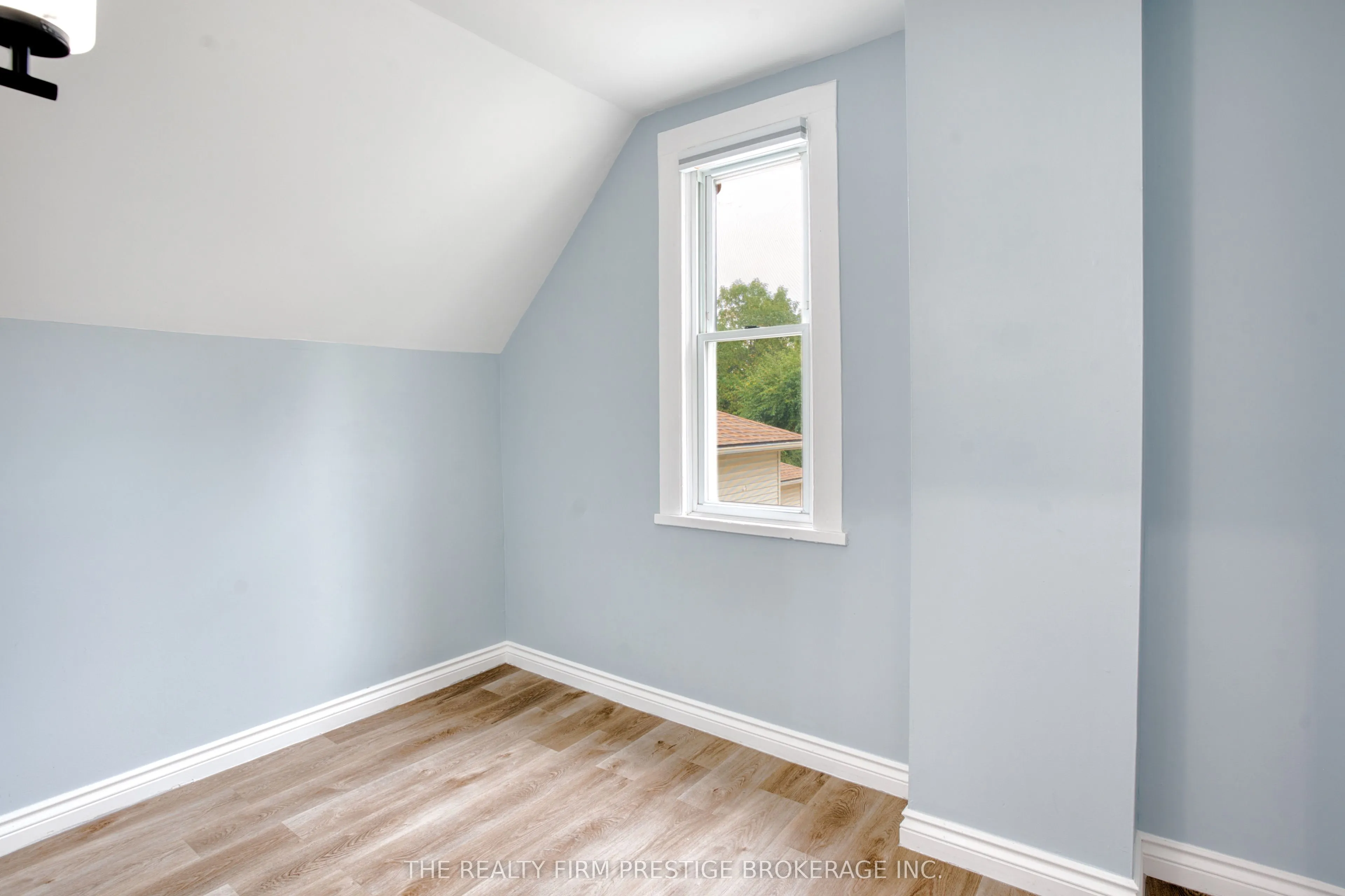 745 1/2 Little Grey Street