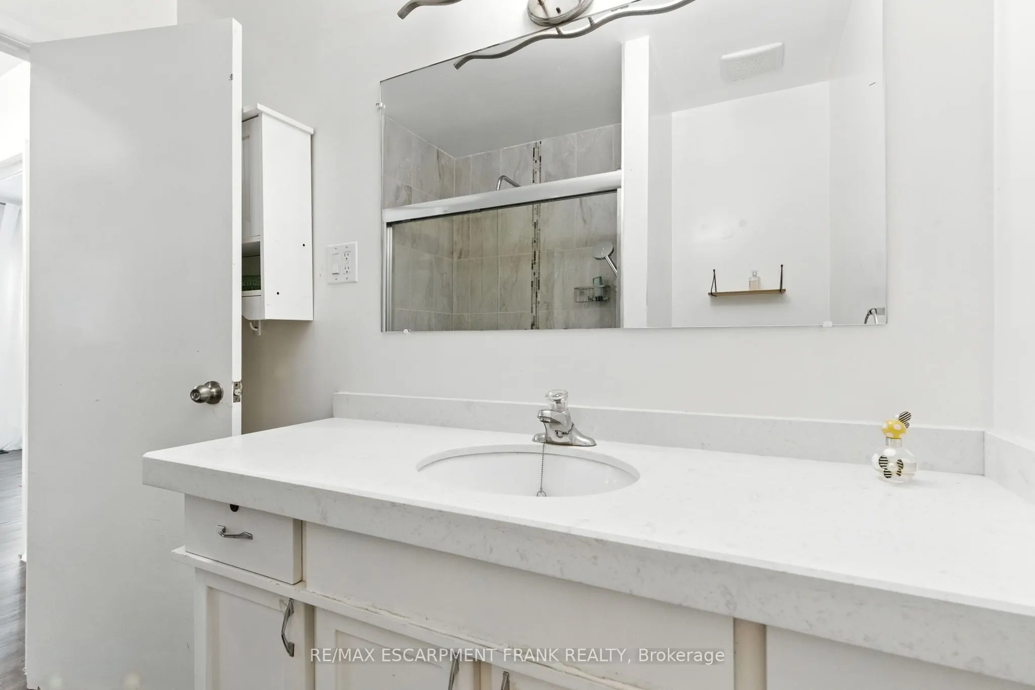 10 Owen Place, #MAIN