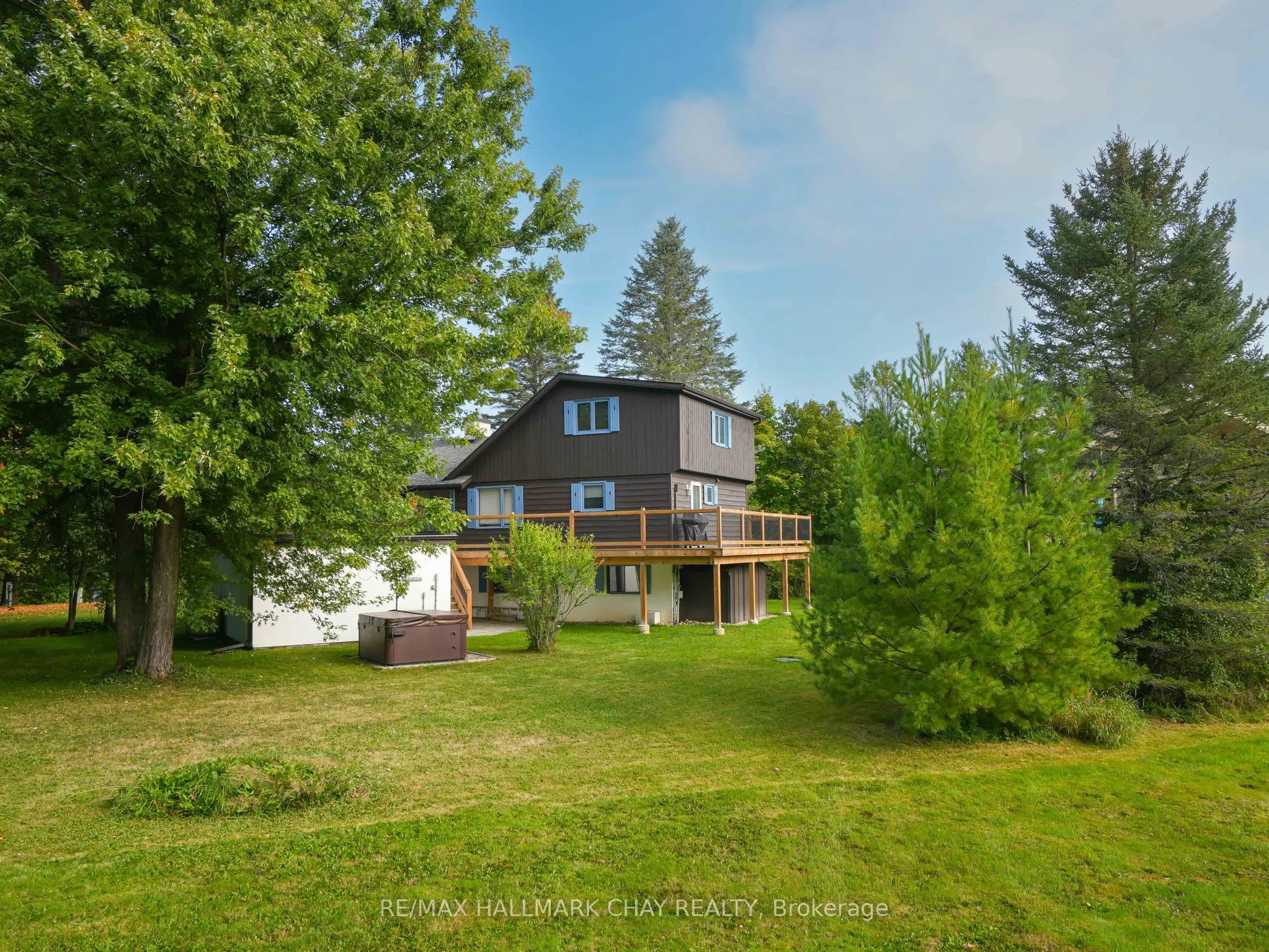 61 Pine River Crescent