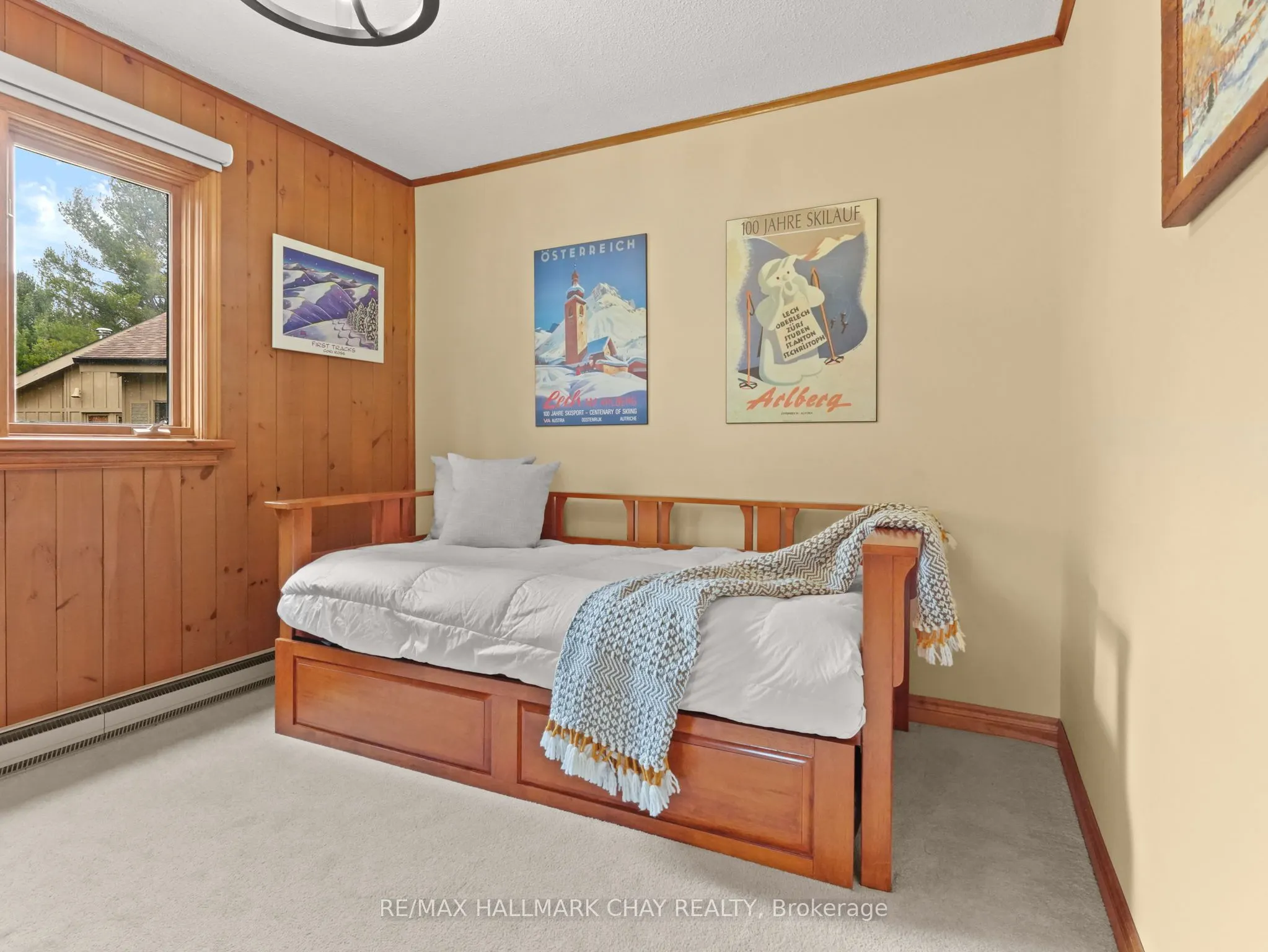 61 Pine River Crescent
