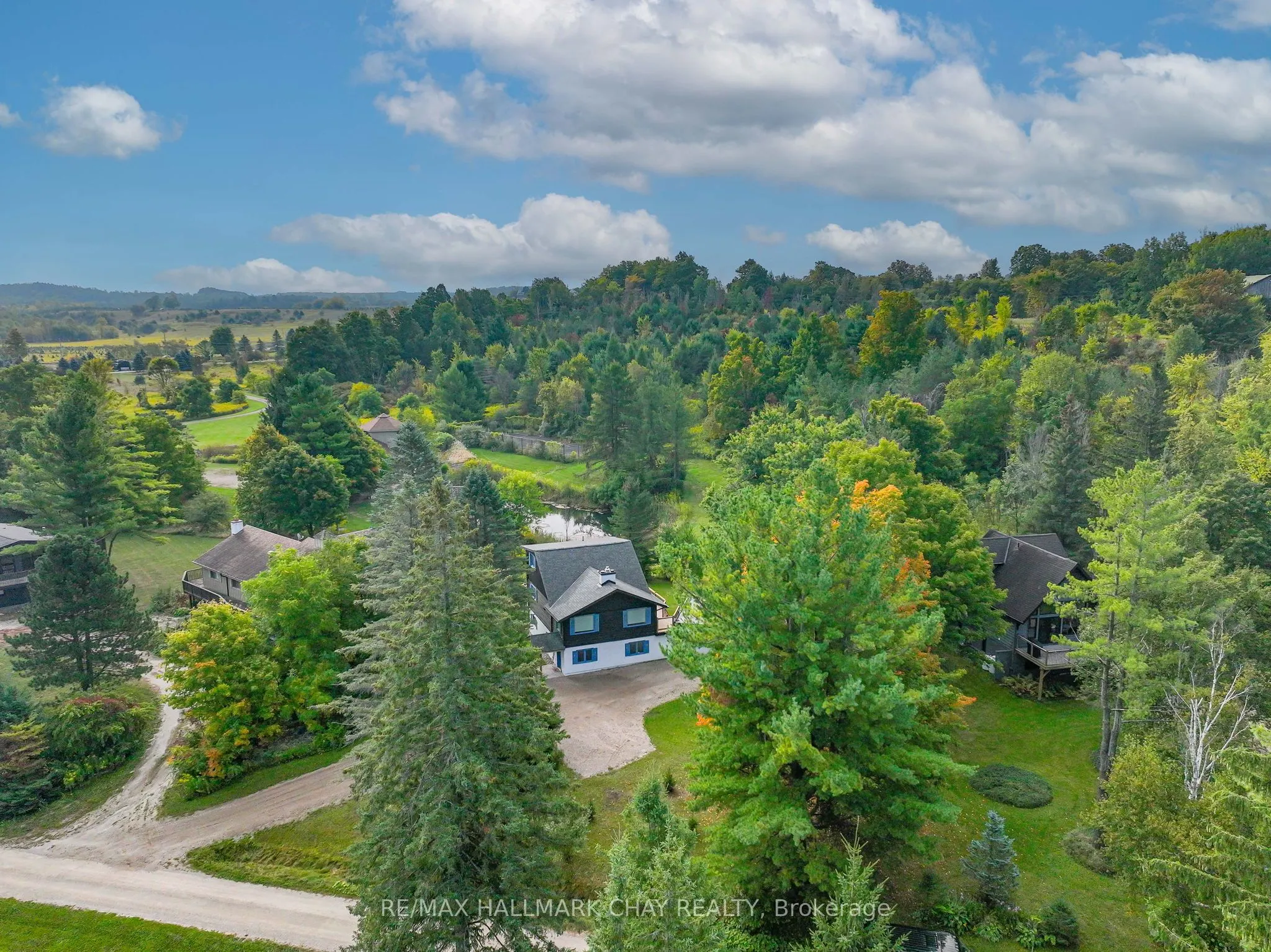 61 Pine River Crescent