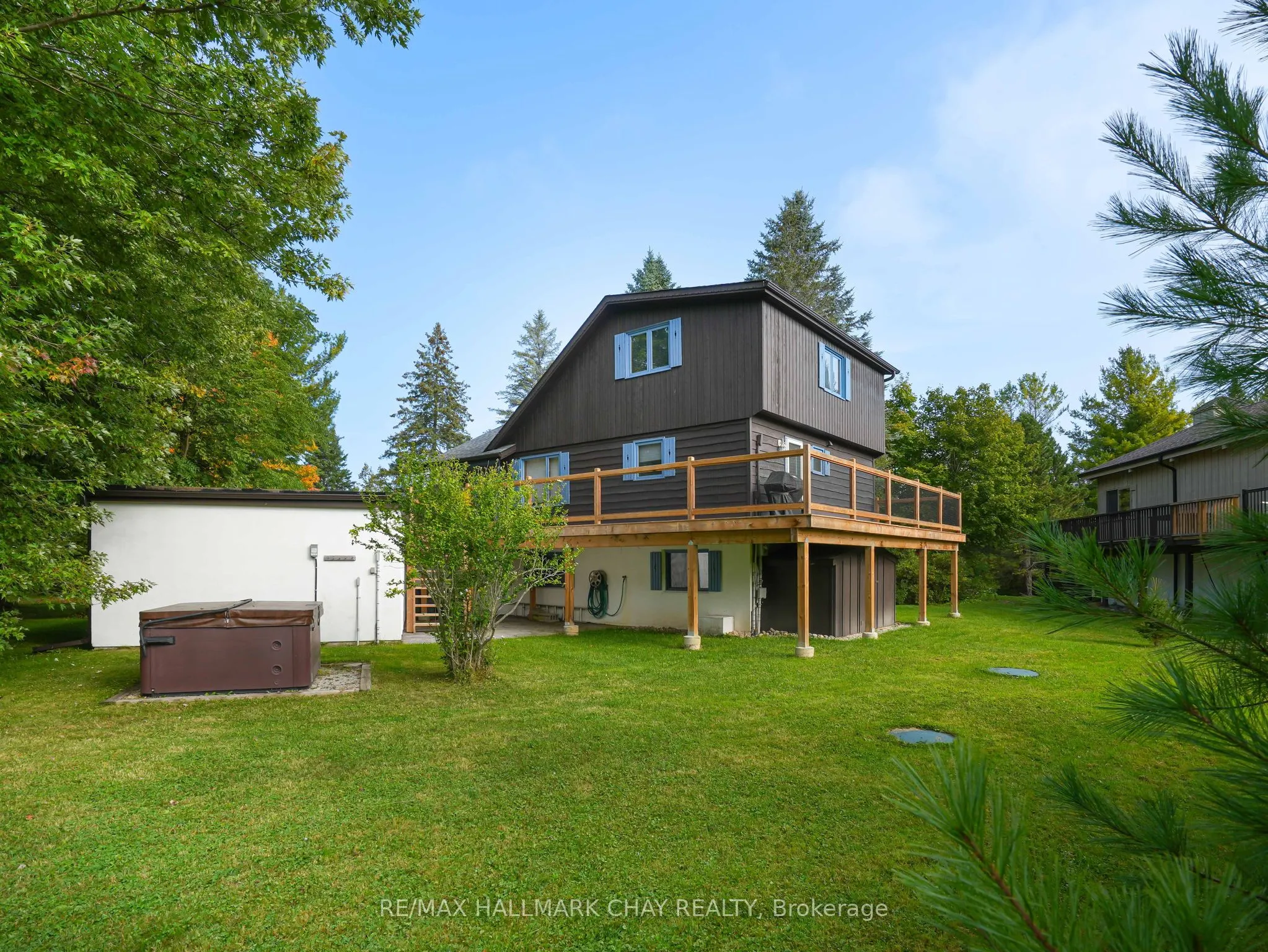 61 Pine River Crescent