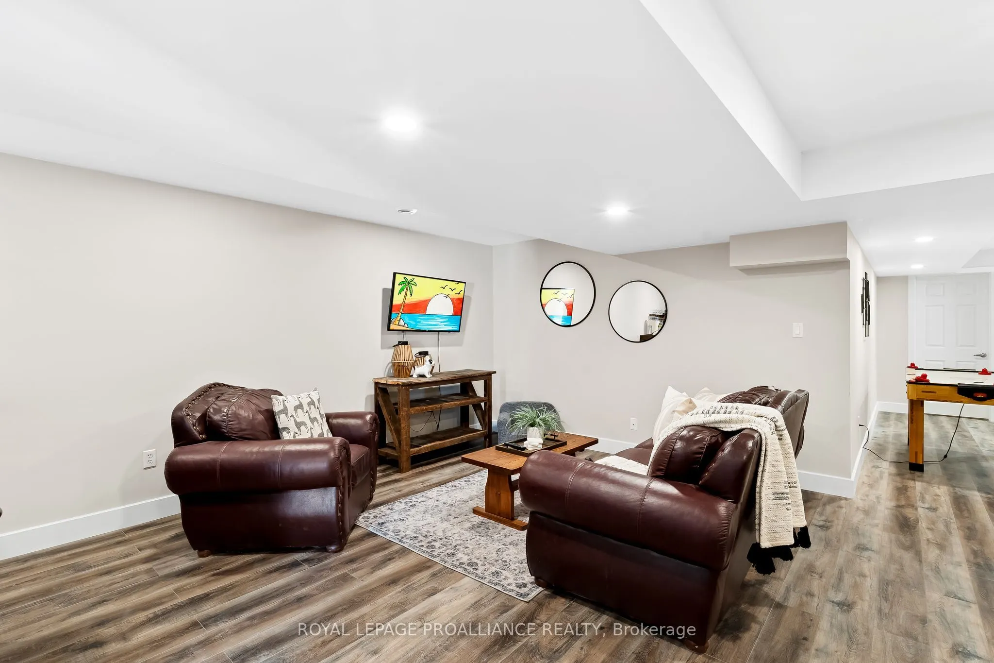 6 Ferris Court