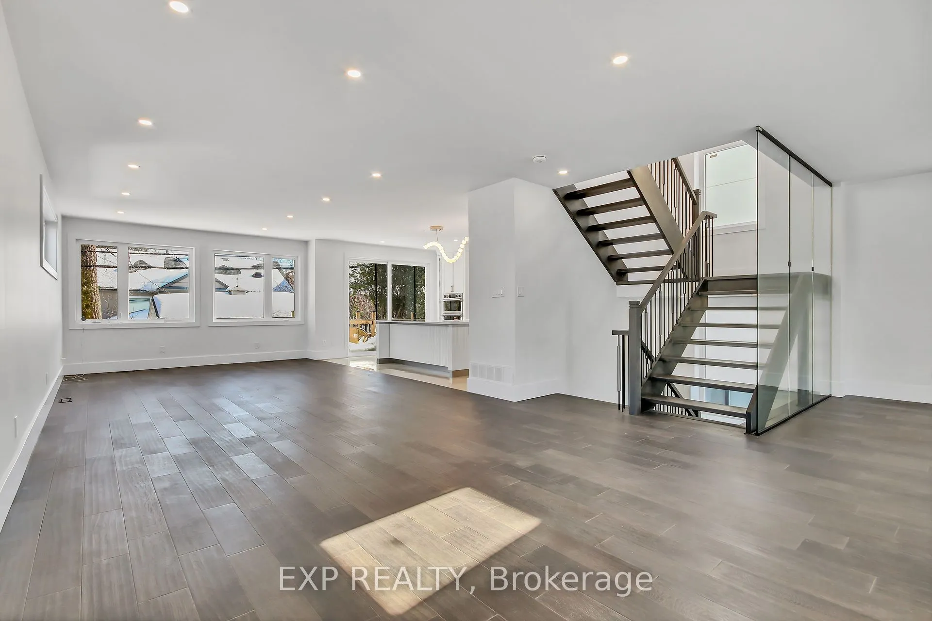 485 Hartleigh Avenue