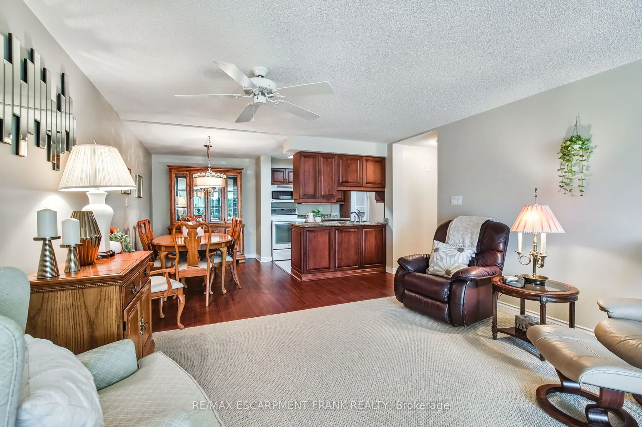 970 Golf Links Road, #205