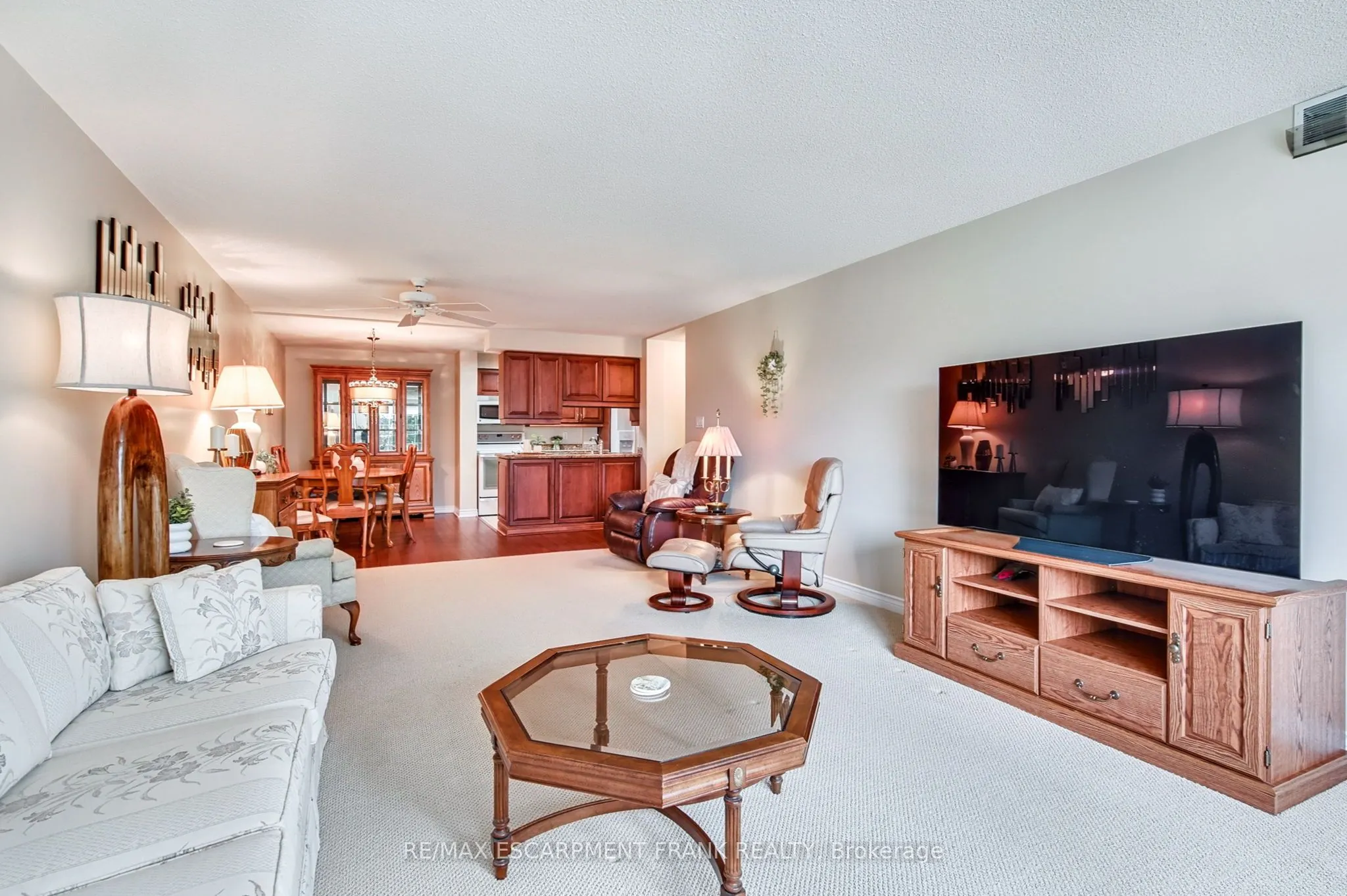 970 Golf Links Road, #205