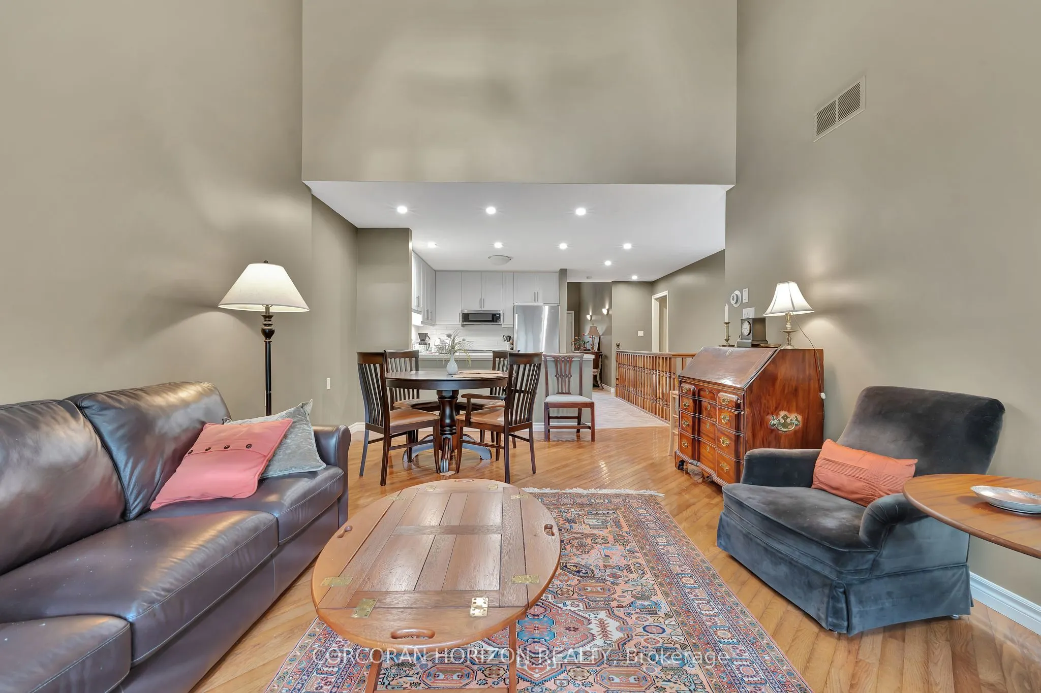 350 Doon Valley Drive, #10F