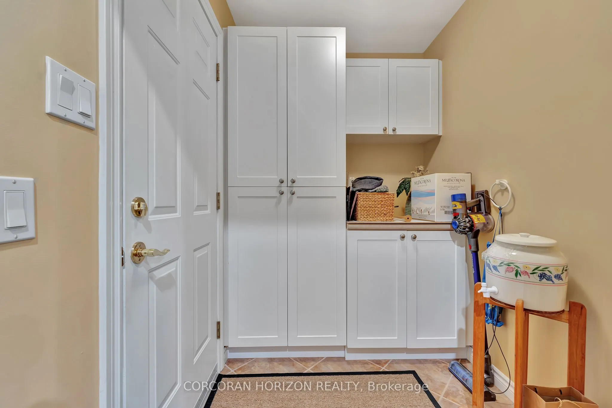 350 Doon Valley Drive, #10F