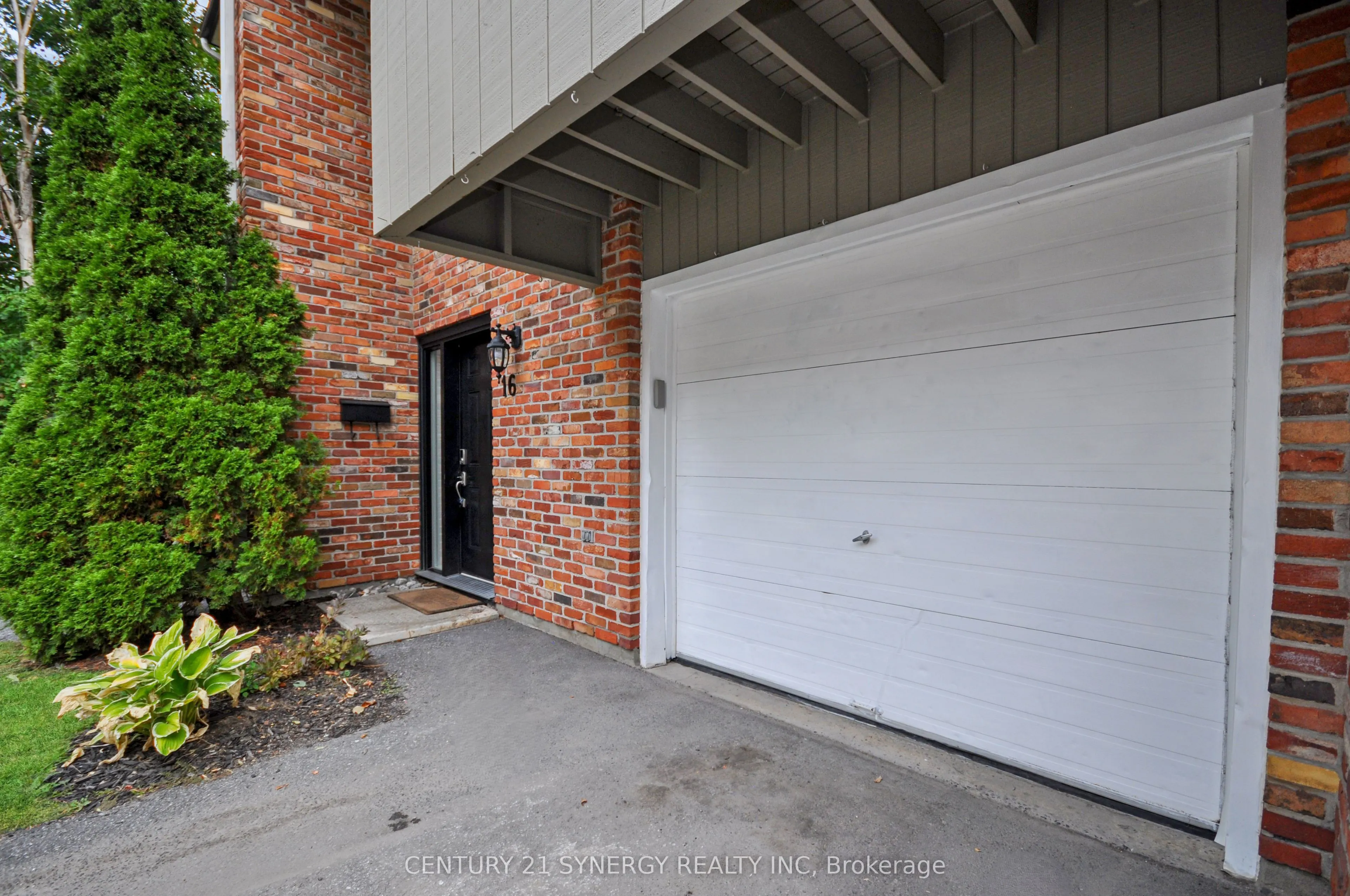 16-50 Greenbank Road, #16