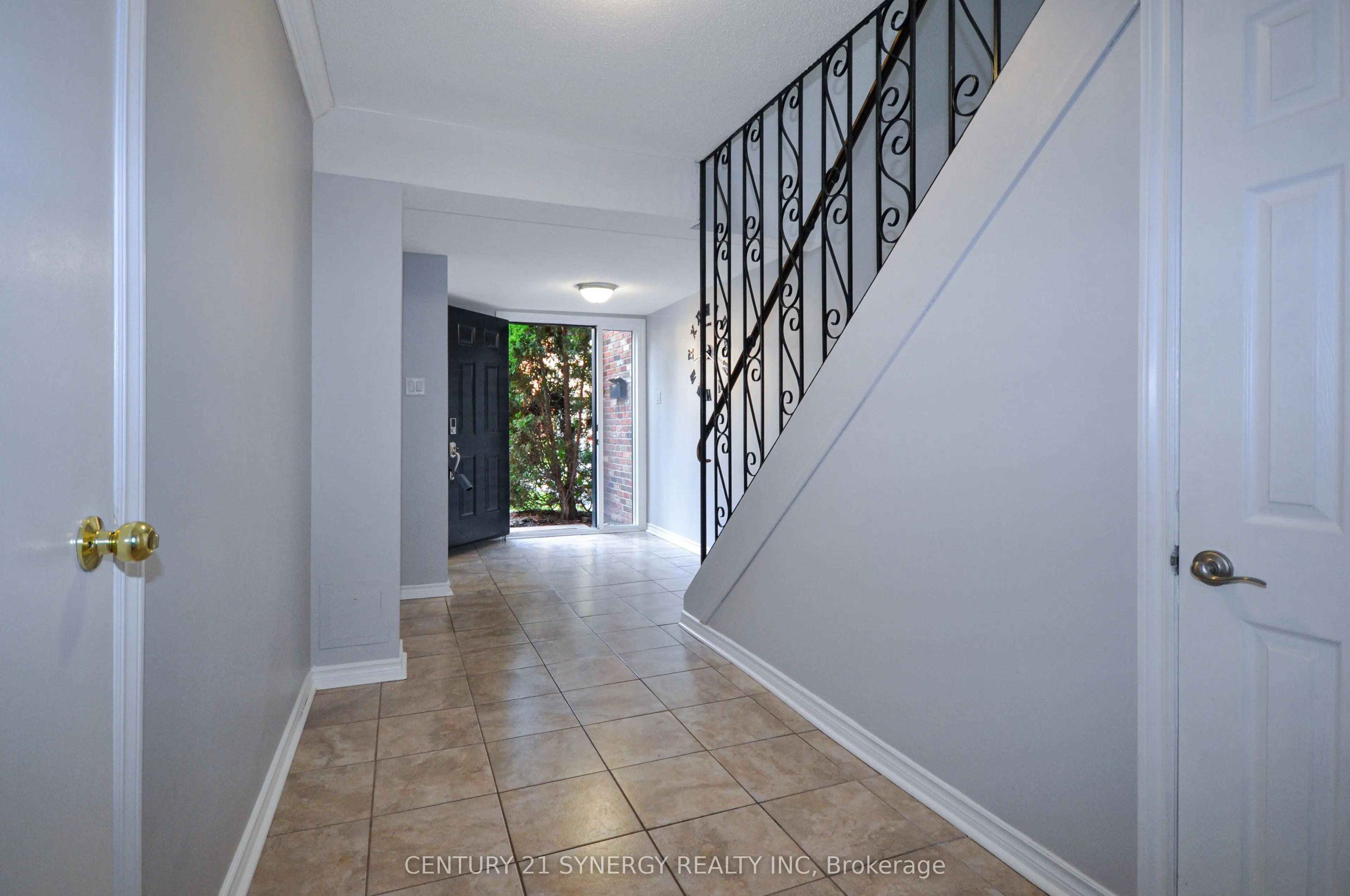 16-50 Greenbank Road, #16
