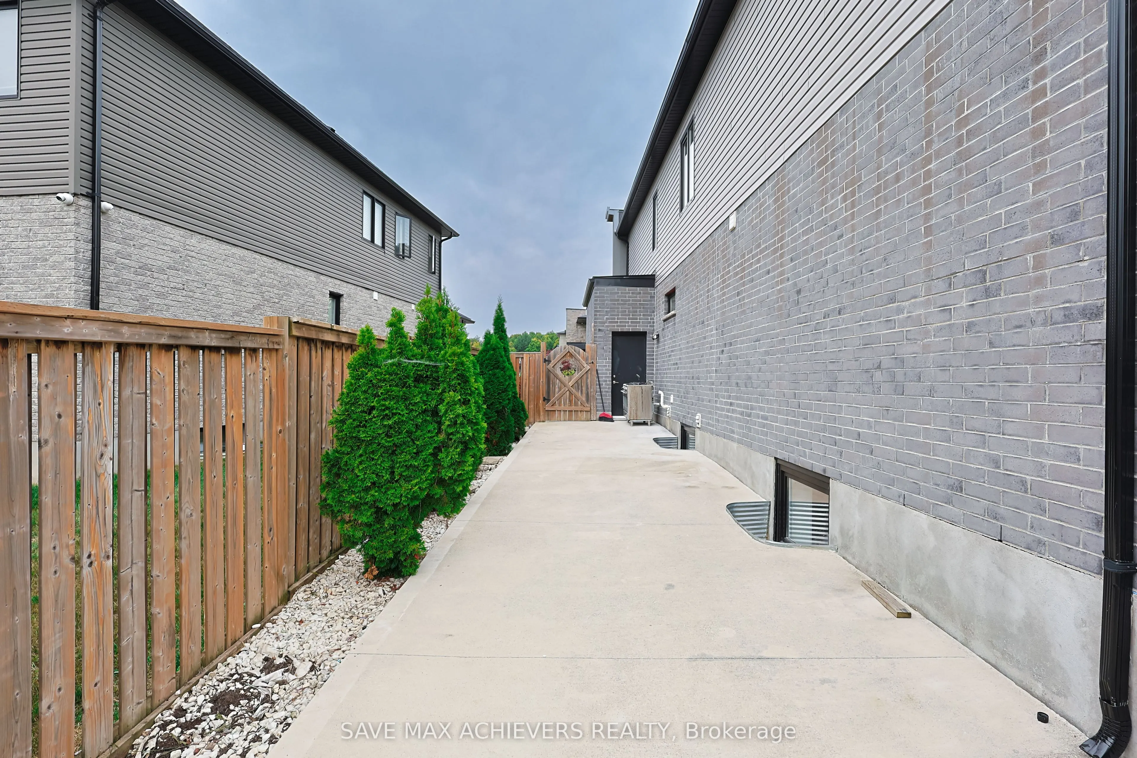 2155 Bakervilla Street