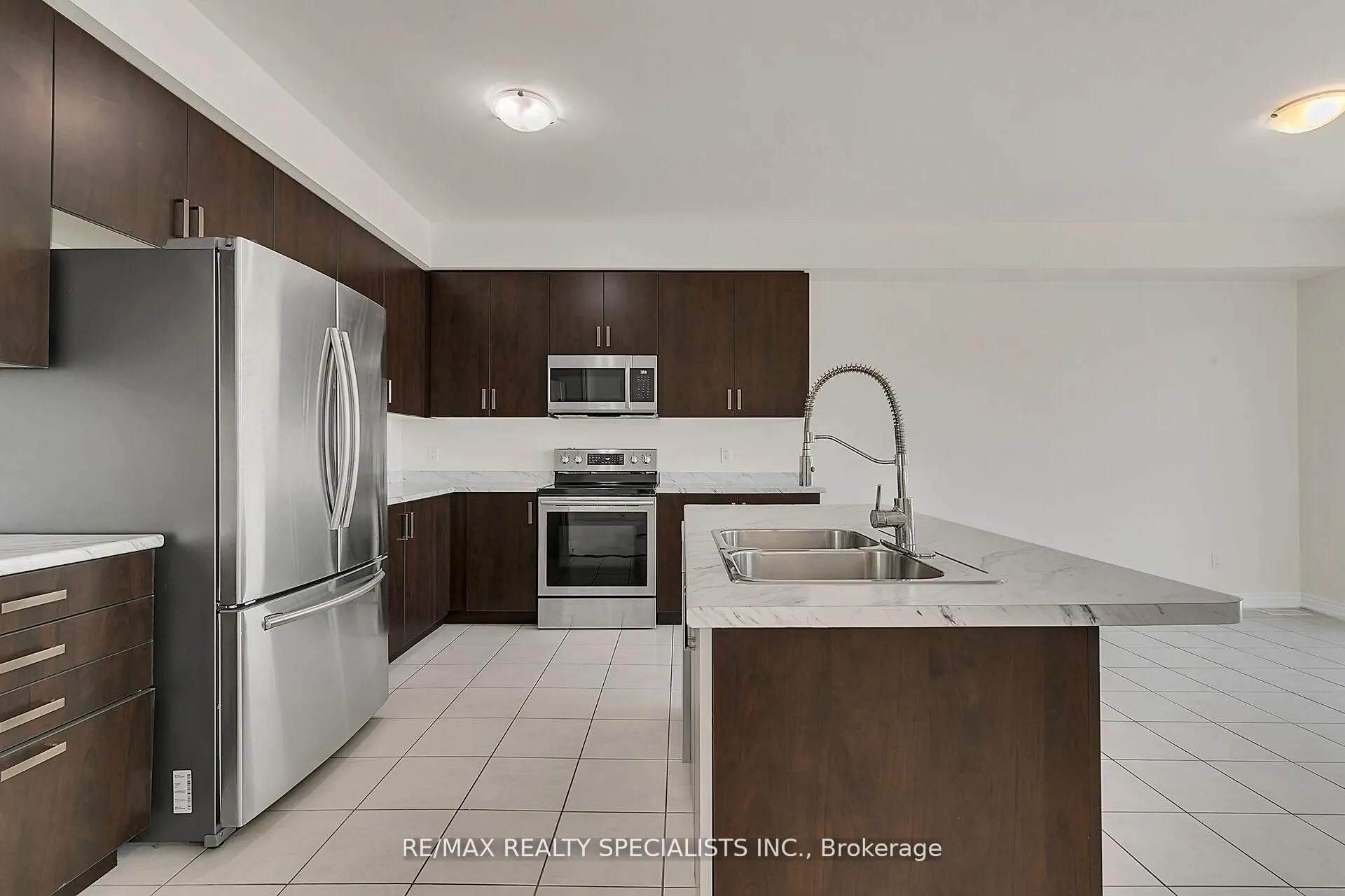 111 Kay Crescent