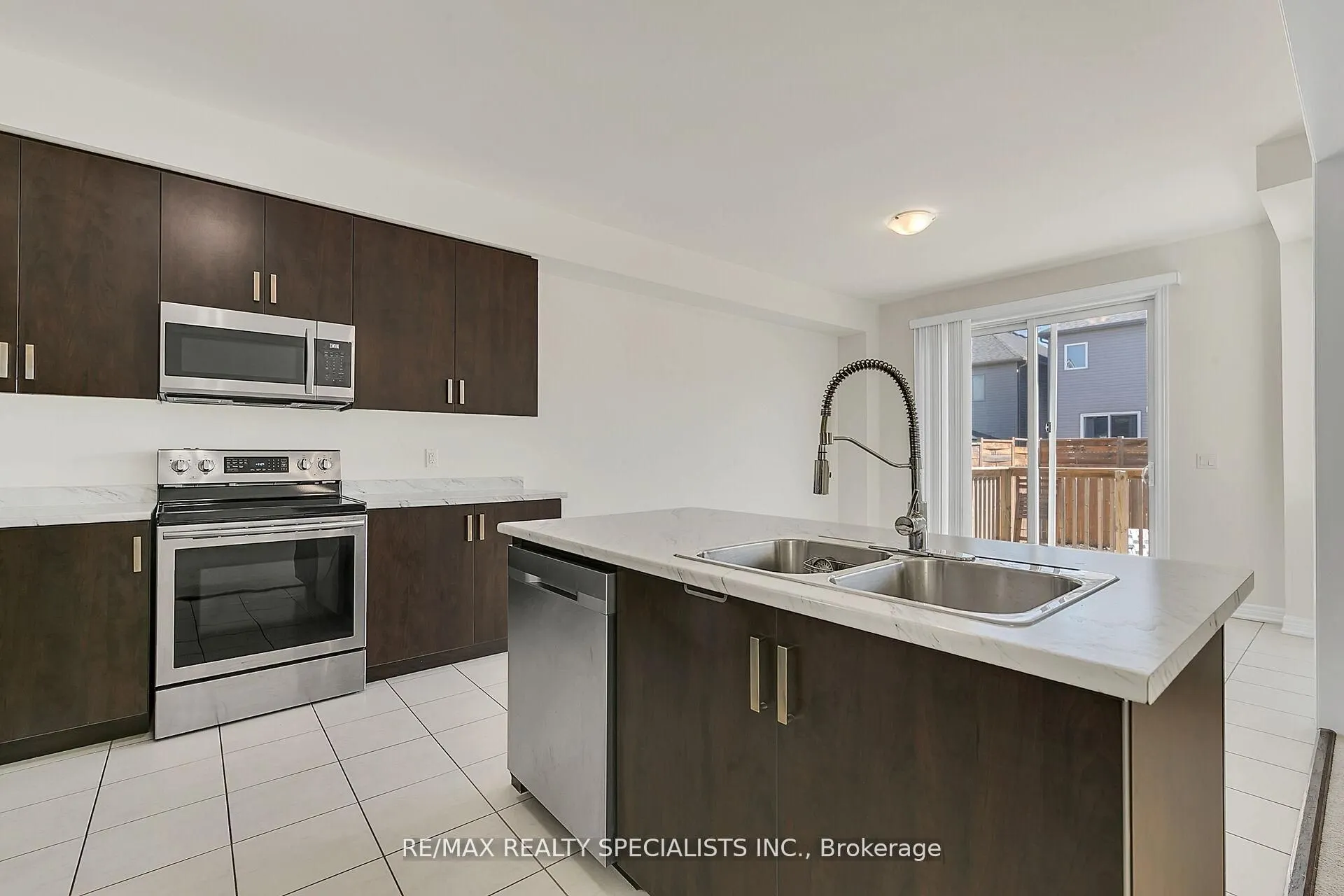 111 Kay Crescent