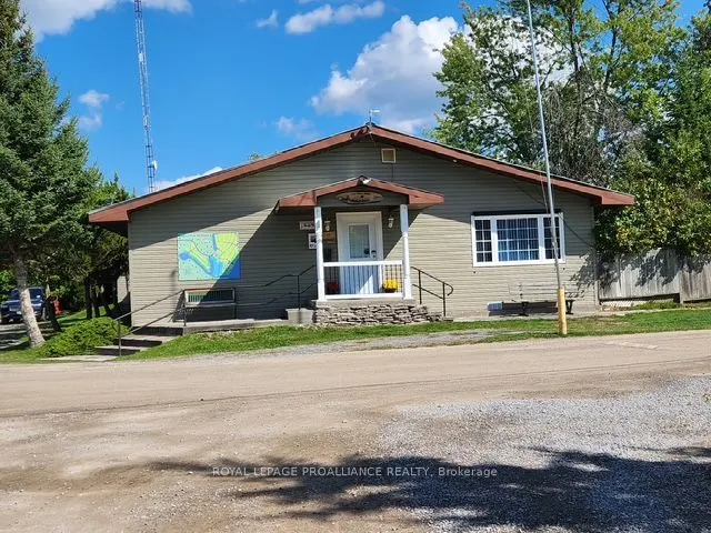 9 Island Park
