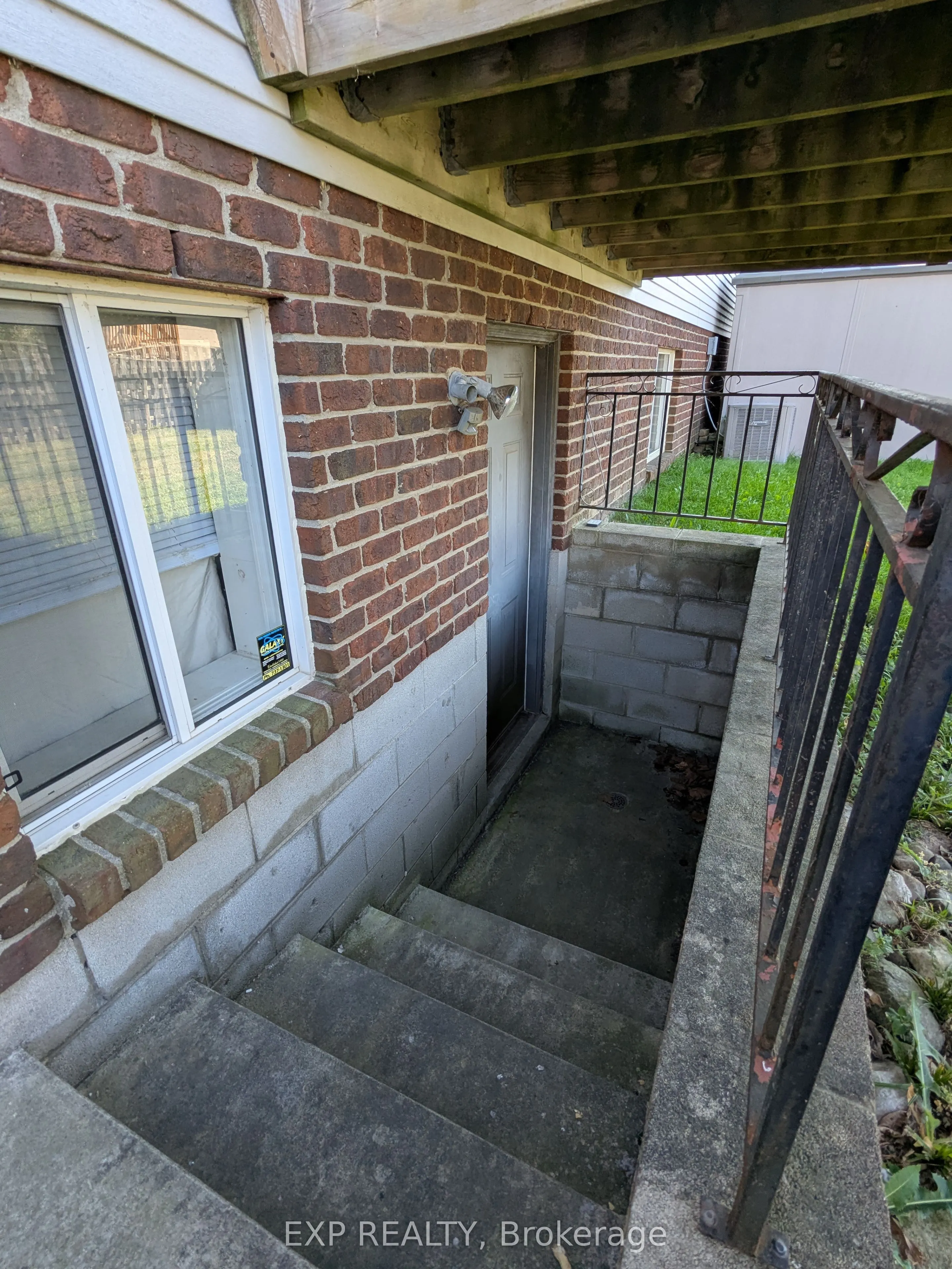 11209 Ancona Crescent