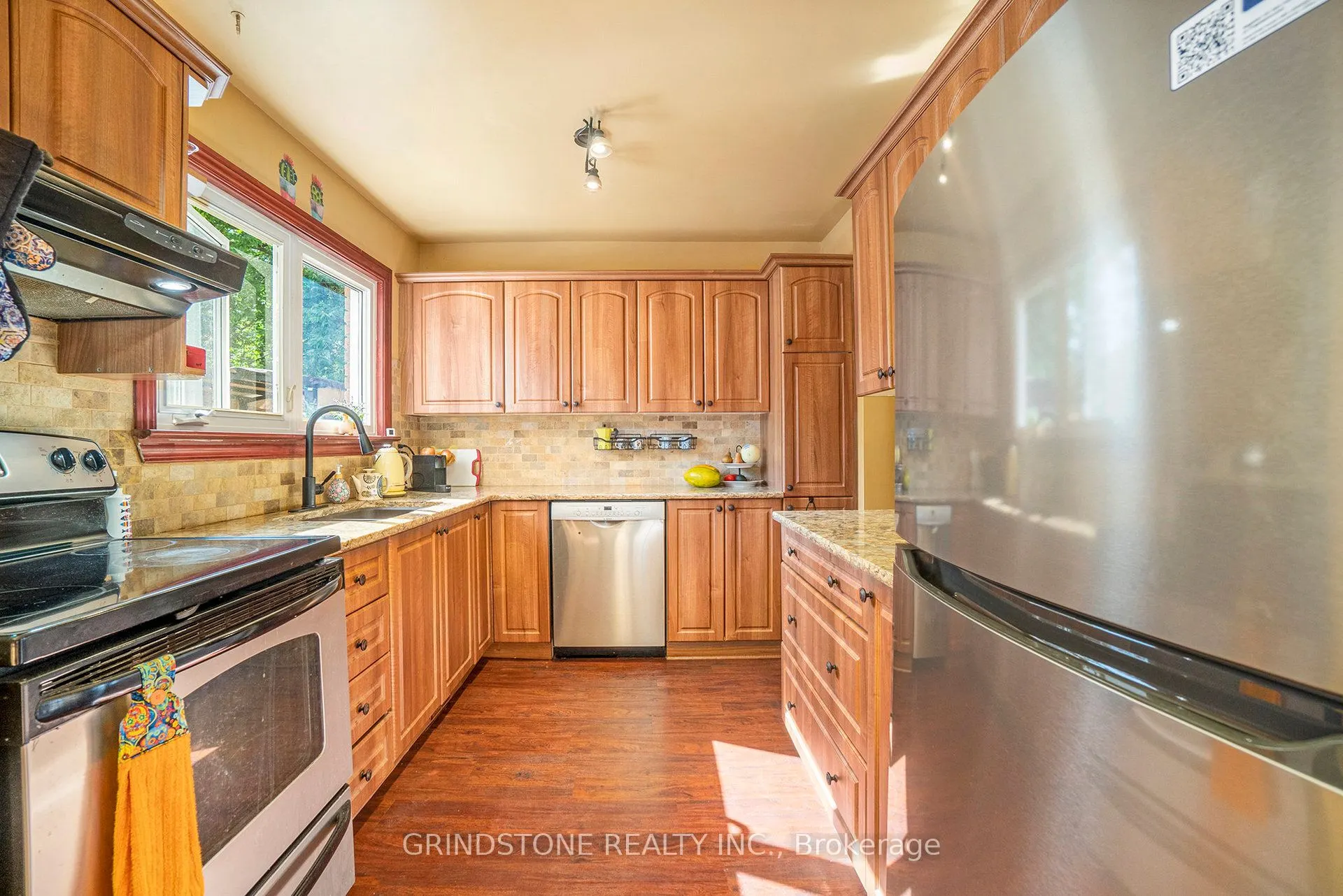 21 Midland Crescent, #14