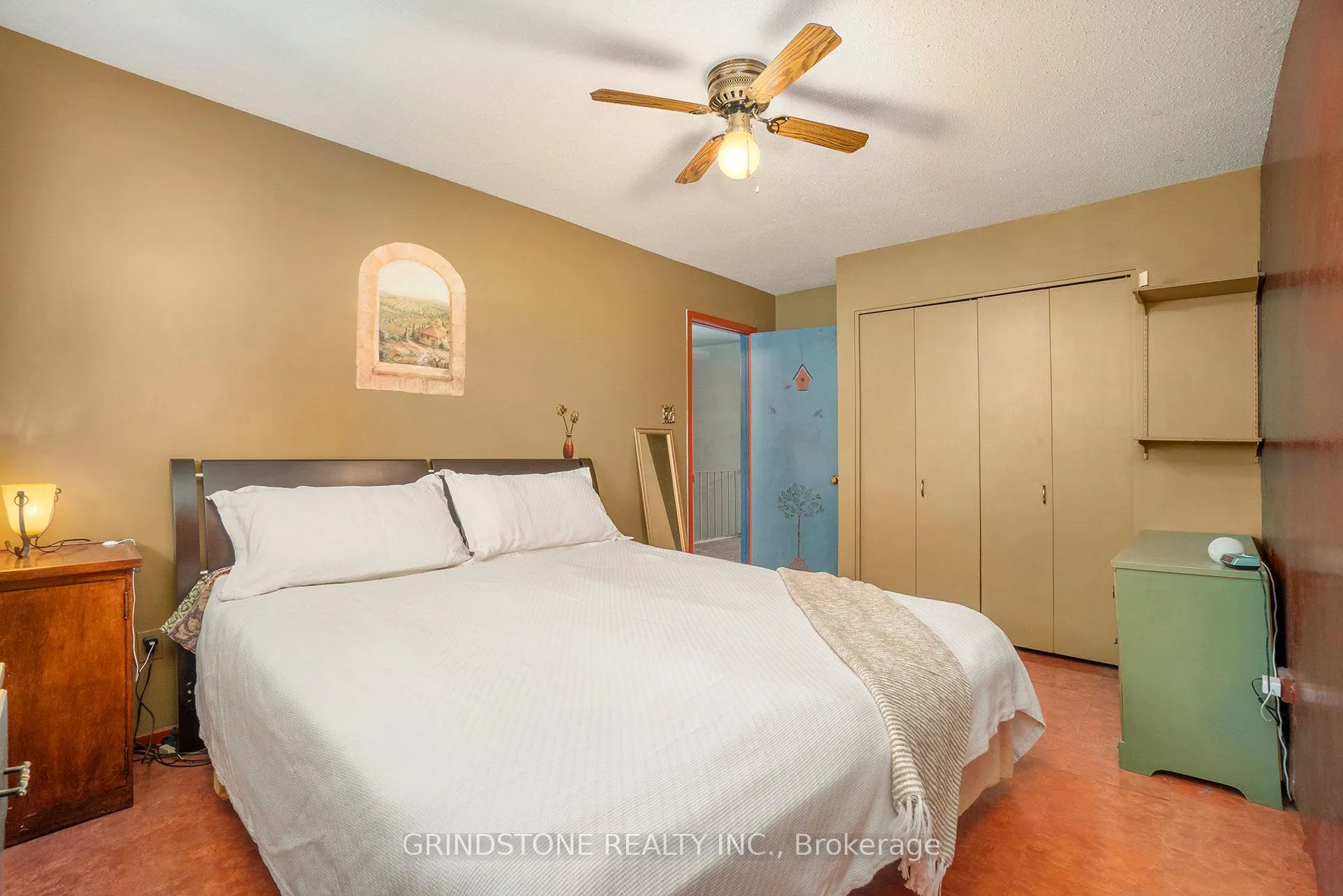 21 Midland Crescent, #14