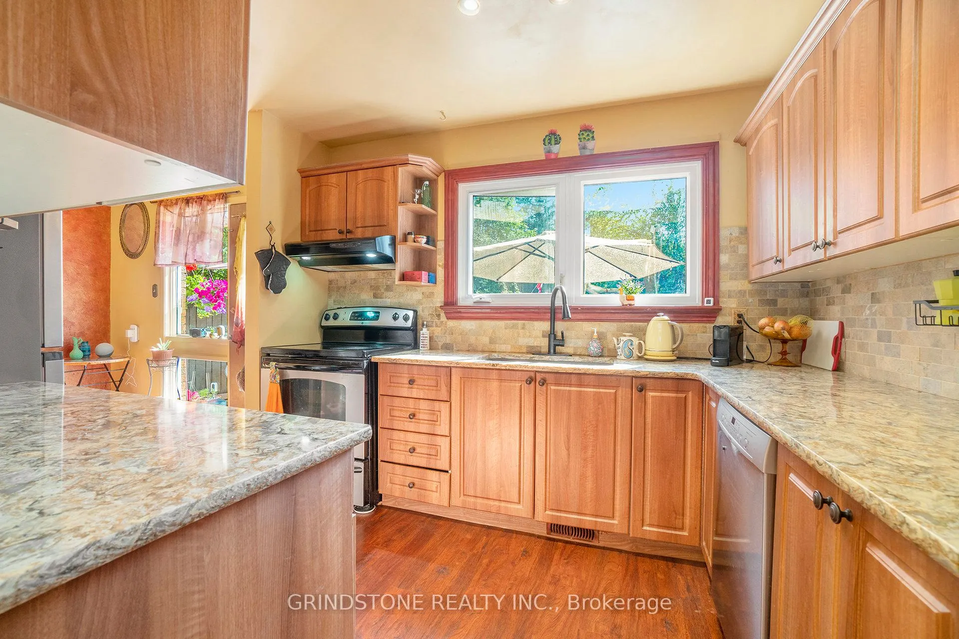 21 Midland Crescent, #14