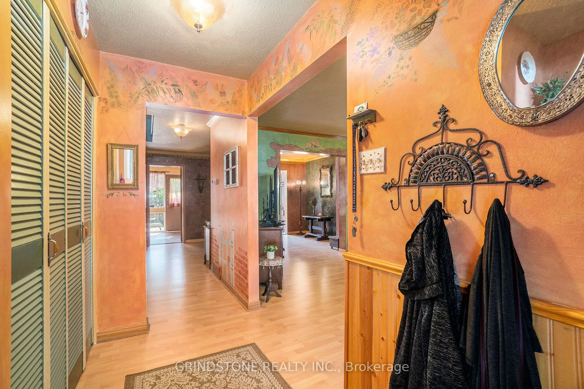 21 Midland Crescent, #14