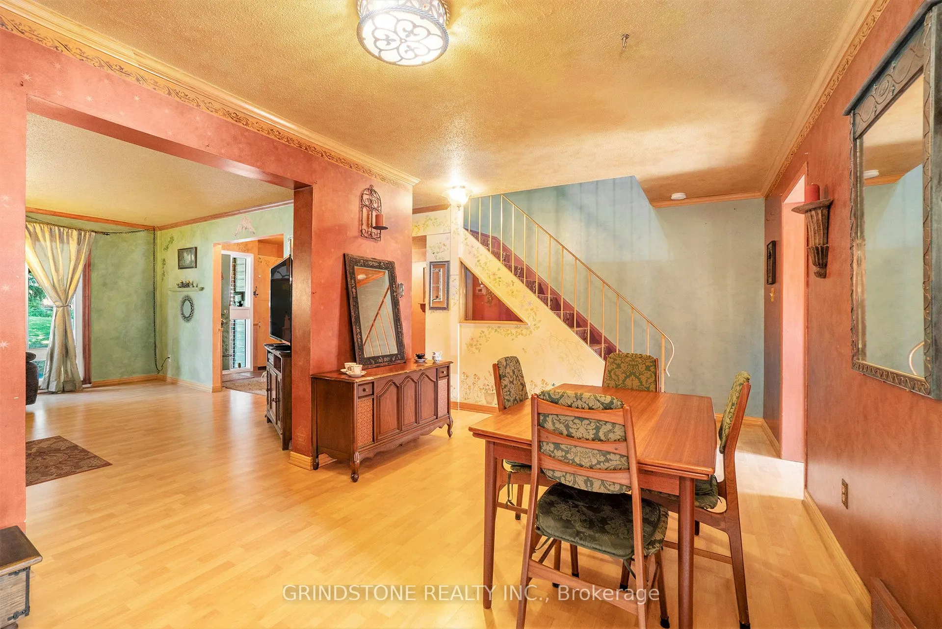 21 Midland Crescent, #14