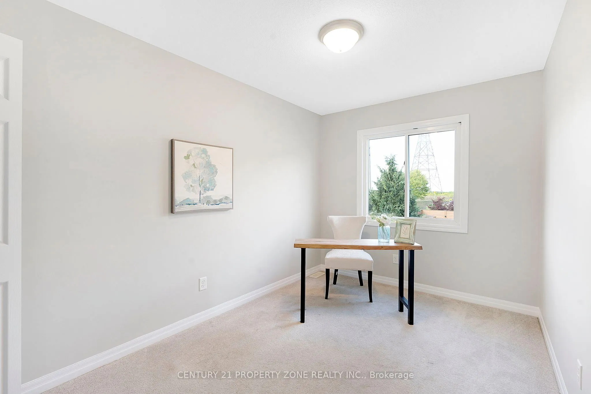 525 Banffshire Crescent